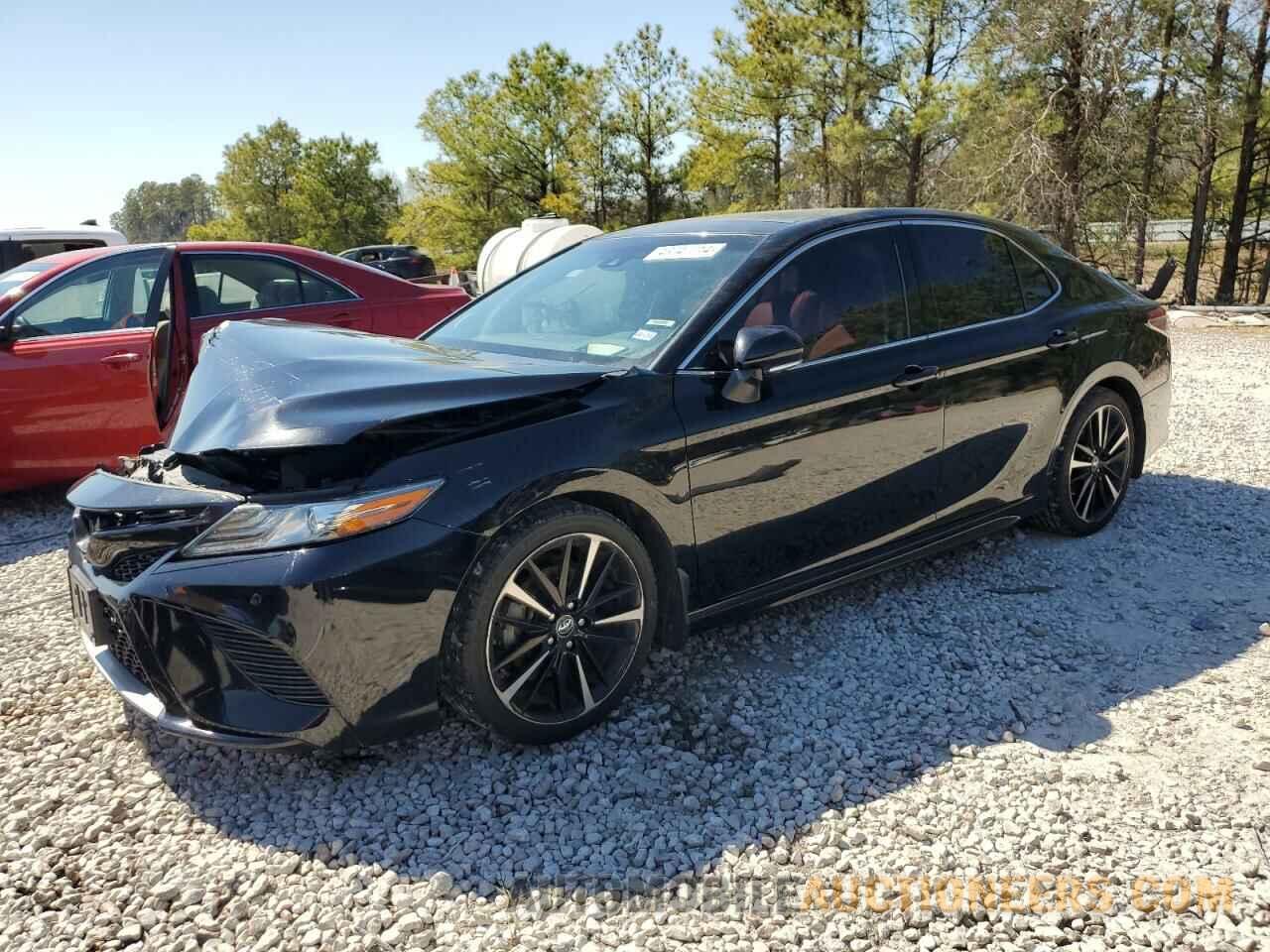 4T1B61HK3JU115717 TOYOTA CAMRY 2018