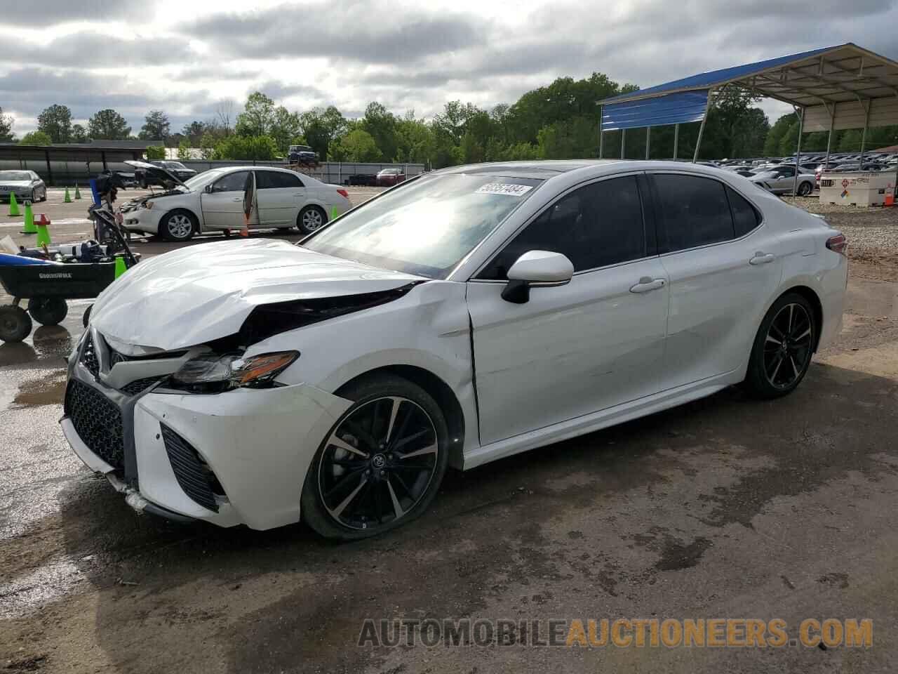 4T1B61HK3JU127236 TOYOTA CAMRY 2018