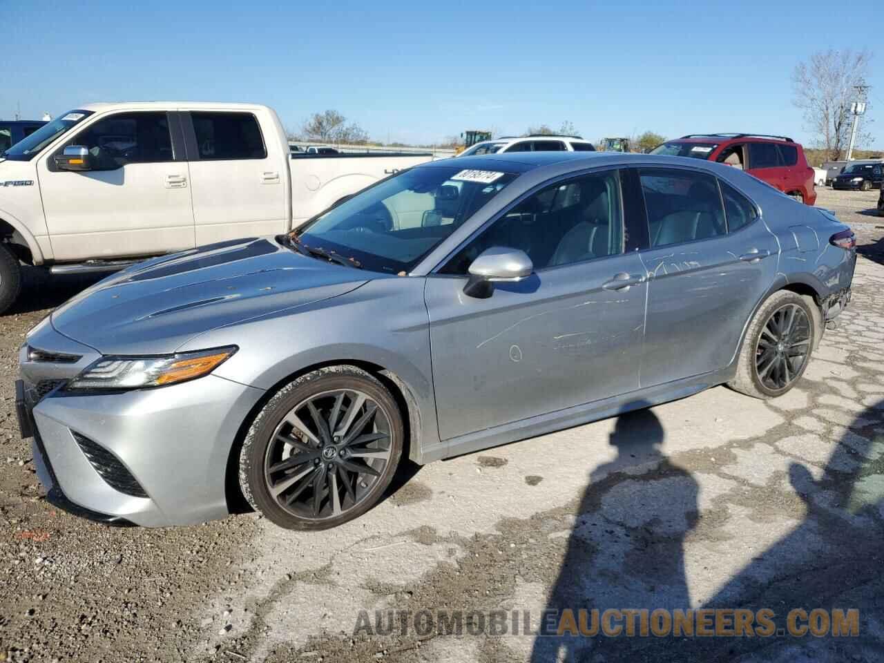 4T1B61HK3JU128077 TOYOTA CAMRY 2018