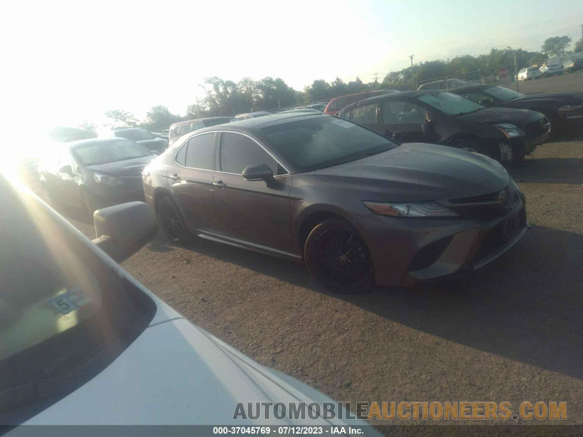 4T1B61HK3JU131867 TOYOTA CAMRY 2018