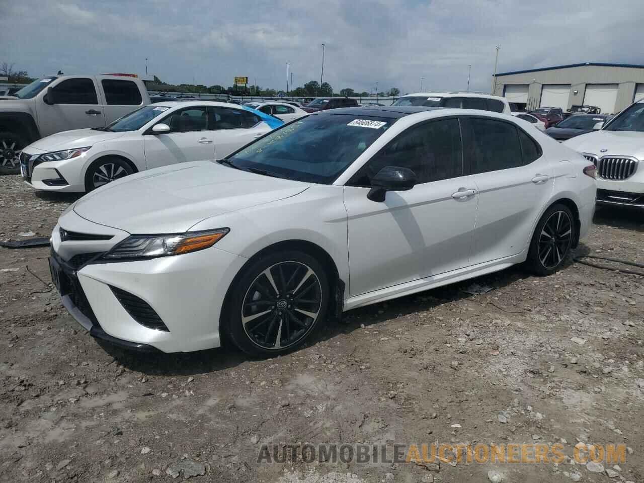 4T1B61HK3JU132226 TOYOTA CAMRY 2018