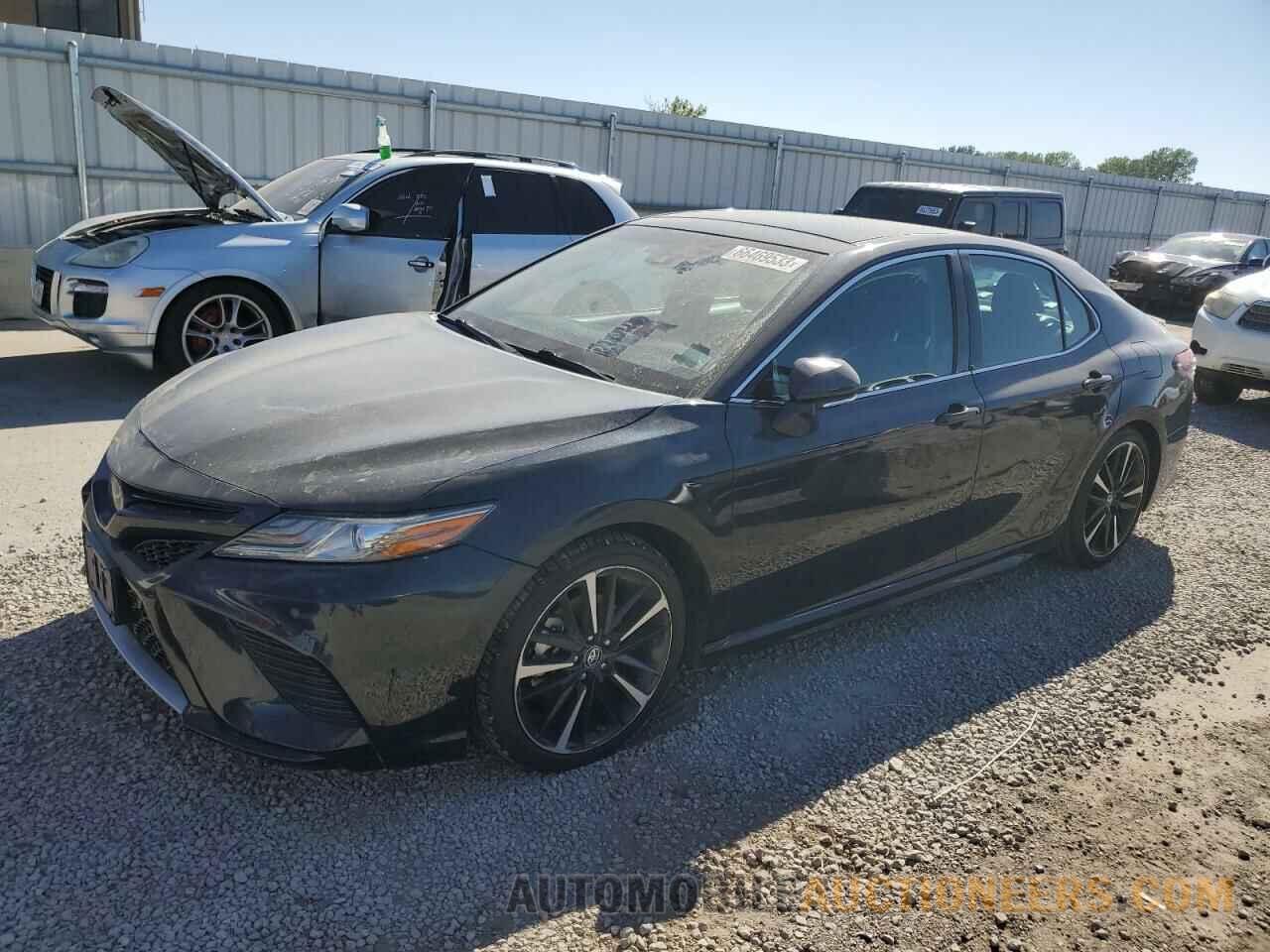 4T1B61HK3JU645363 TOYOTA CAMRY 2018