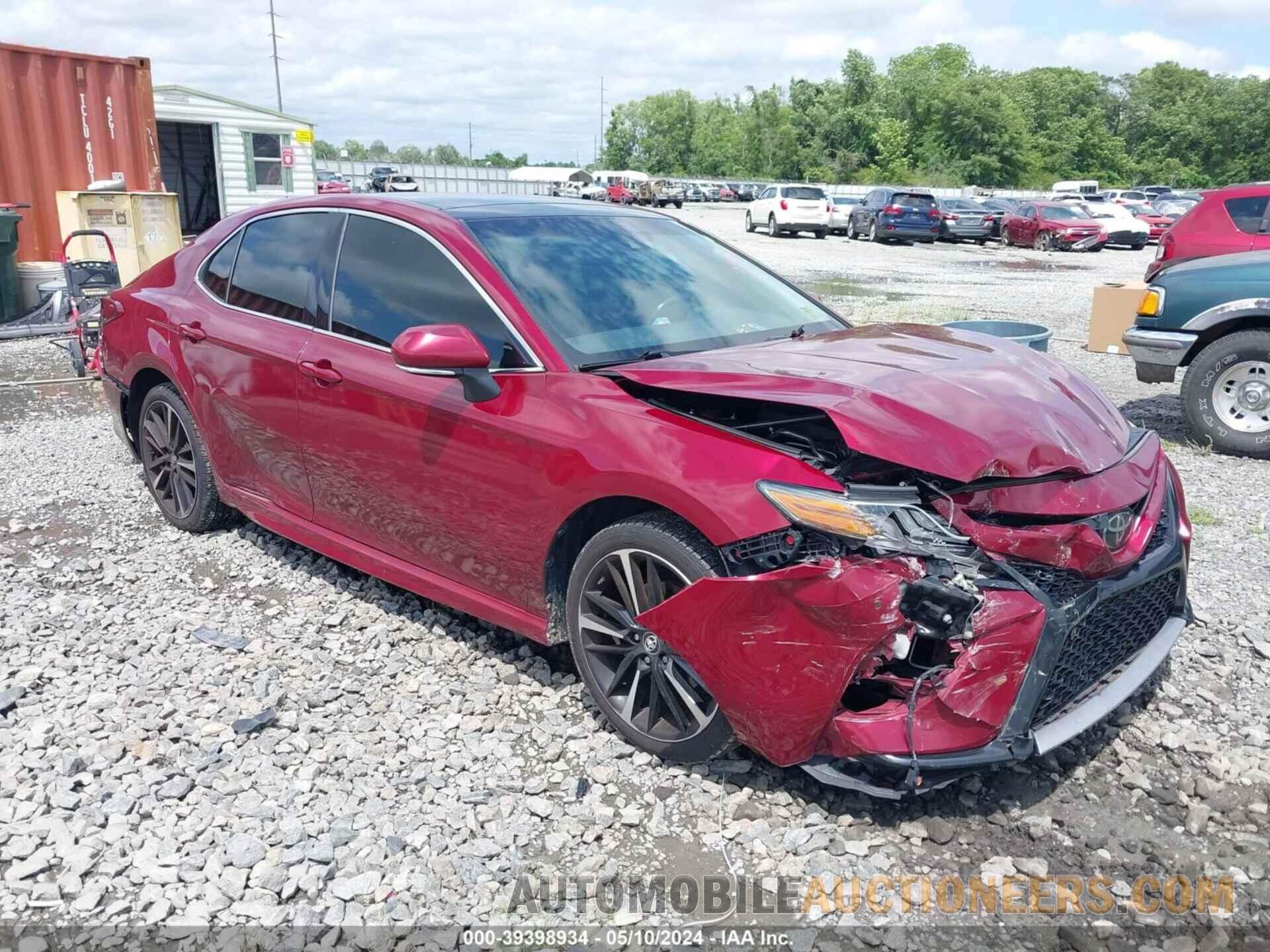 4T1B61HK3JU674071 TOYOTA CAMRY 2018