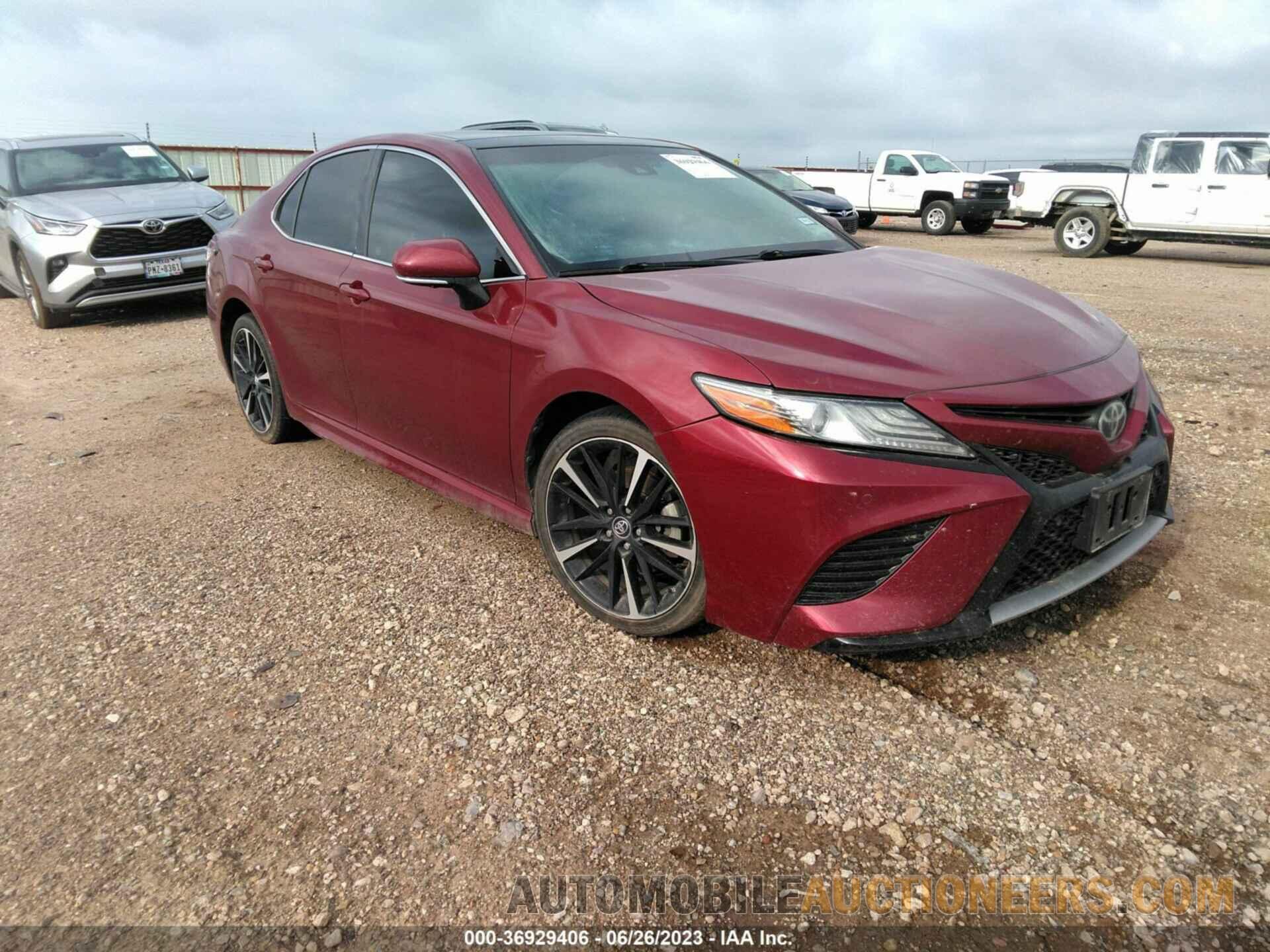 4T1B61HK3JU675012 TOYOTA CAMRY 2018