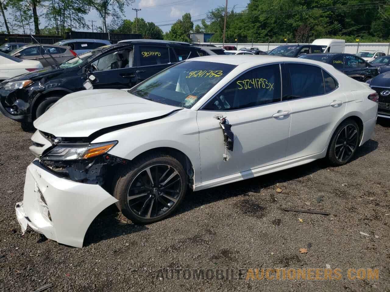 4T1B61HK4JU006196 TOYOTA CAMRY 2018