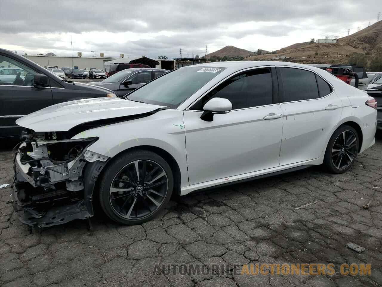 4T1B61HK4JU006943 TOYOTA CAMRY 2018