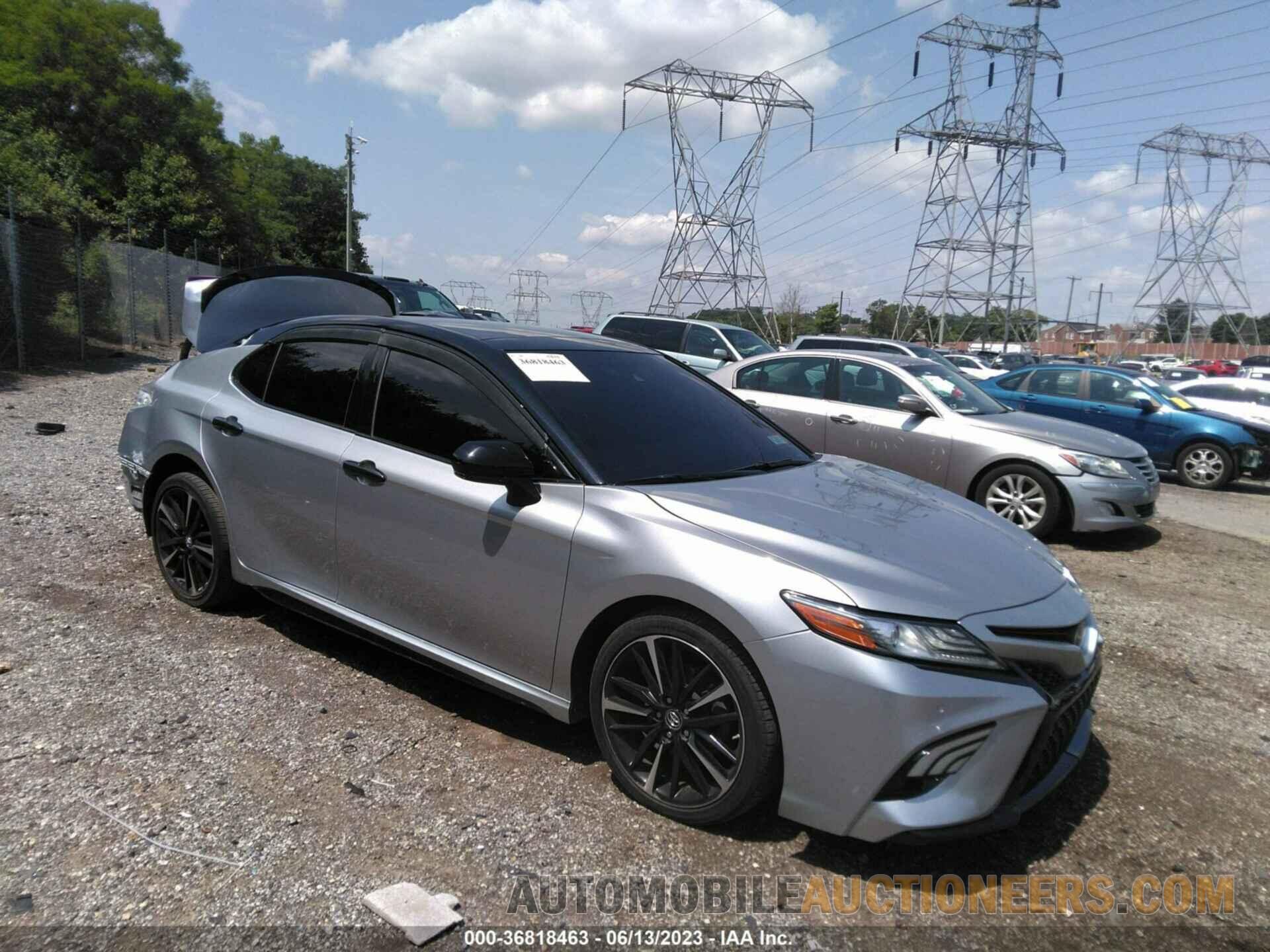 4T1B61HK4JU051798 TOYOTA CAMRY 2018