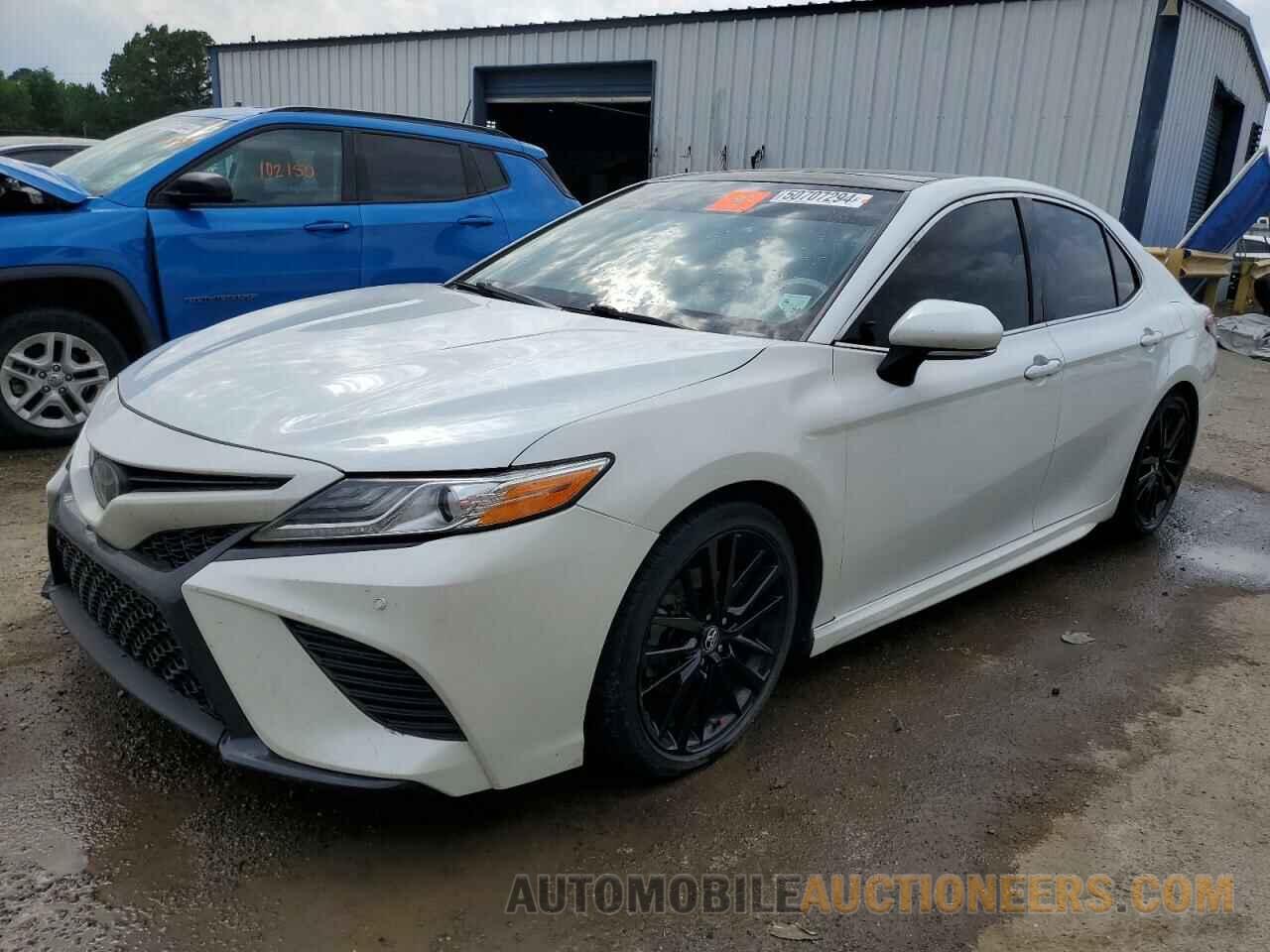 4T1B61HK4JU061327 TOYOTA CAMRY 2018