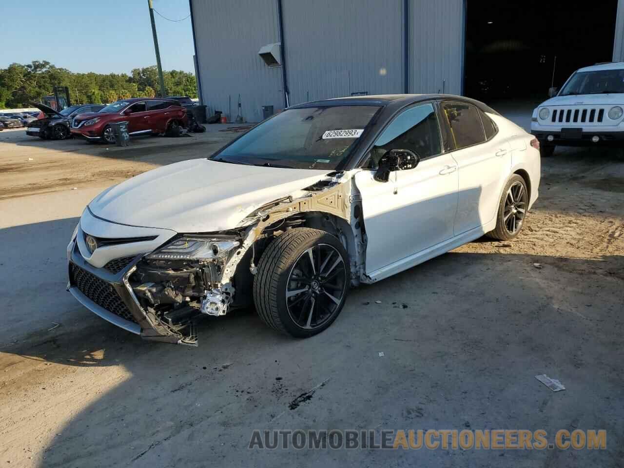 4T1B61HK4JU111711 TOYOTA CAMRY 2018