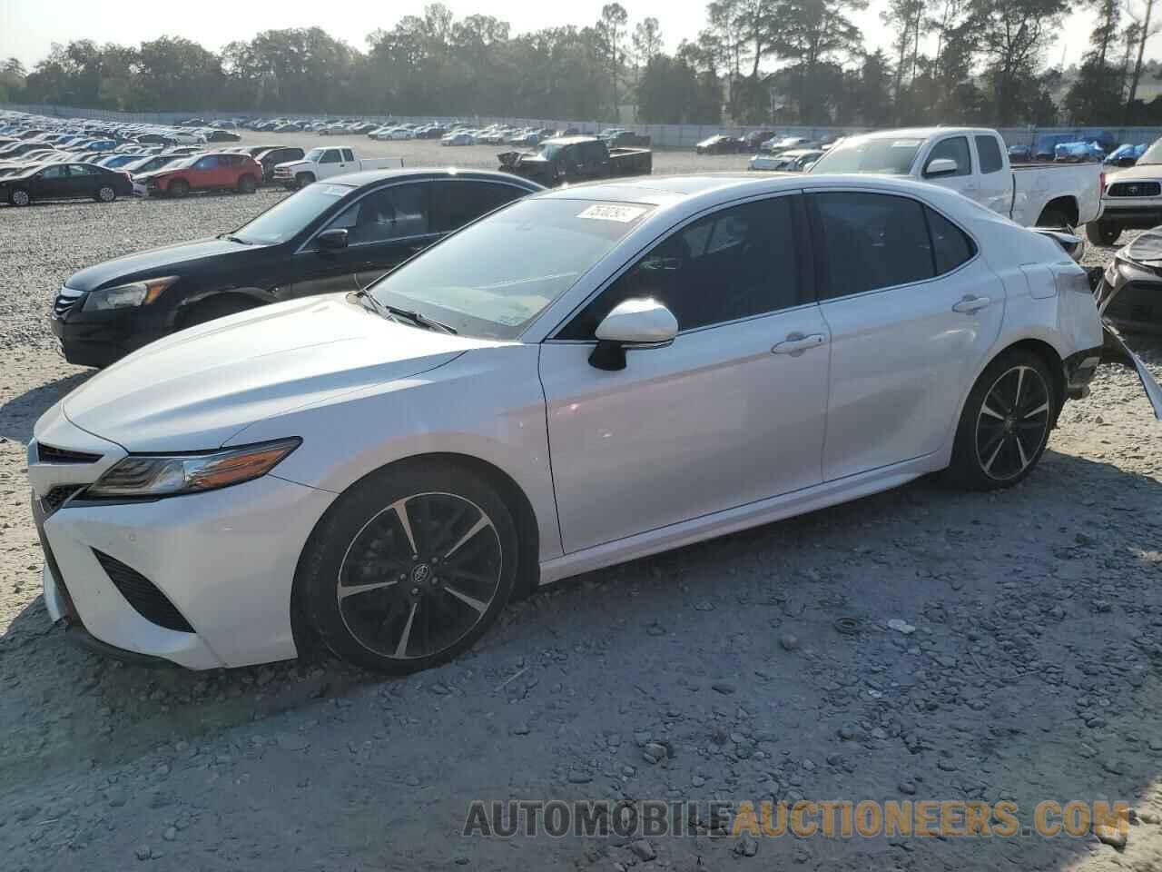 4T1B61HK4JU122031 TOYOTA CAMRY 2018