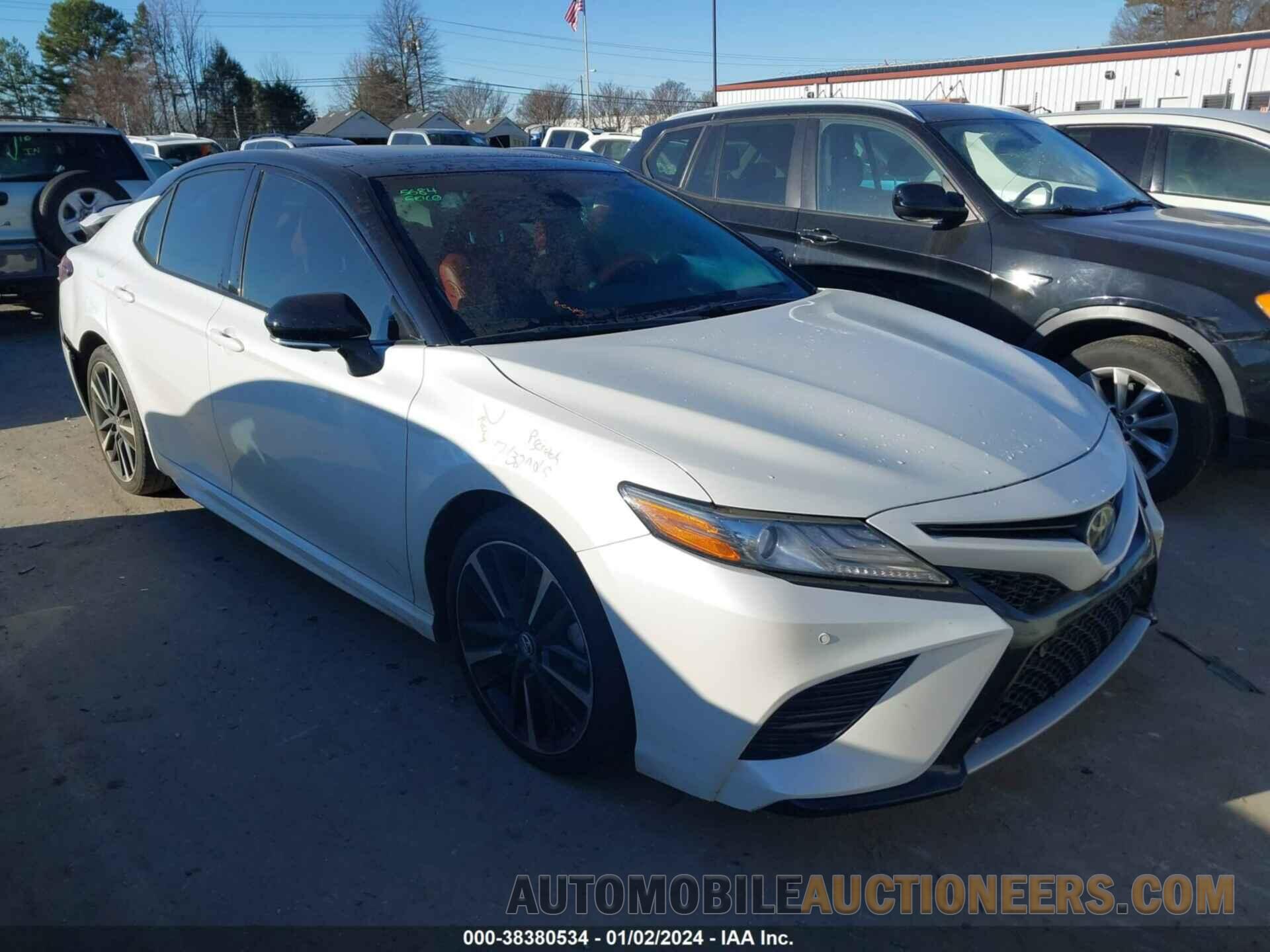 4T1B61HK4JU136852 TOYOTA CAMRY 2018