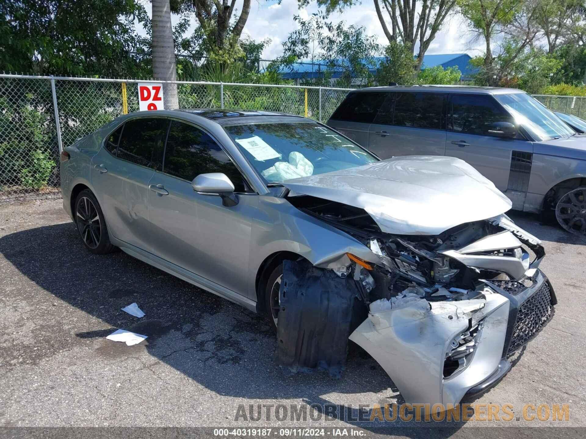 4T1B61HK4JU137144 TOYOTA CAMRY 2018