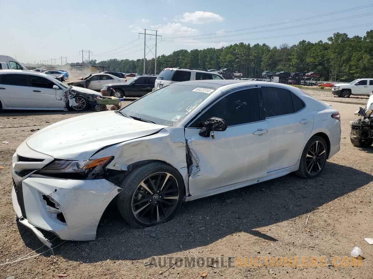 4T1B61HK4JU151304 TOYOTA CAMRY 2018