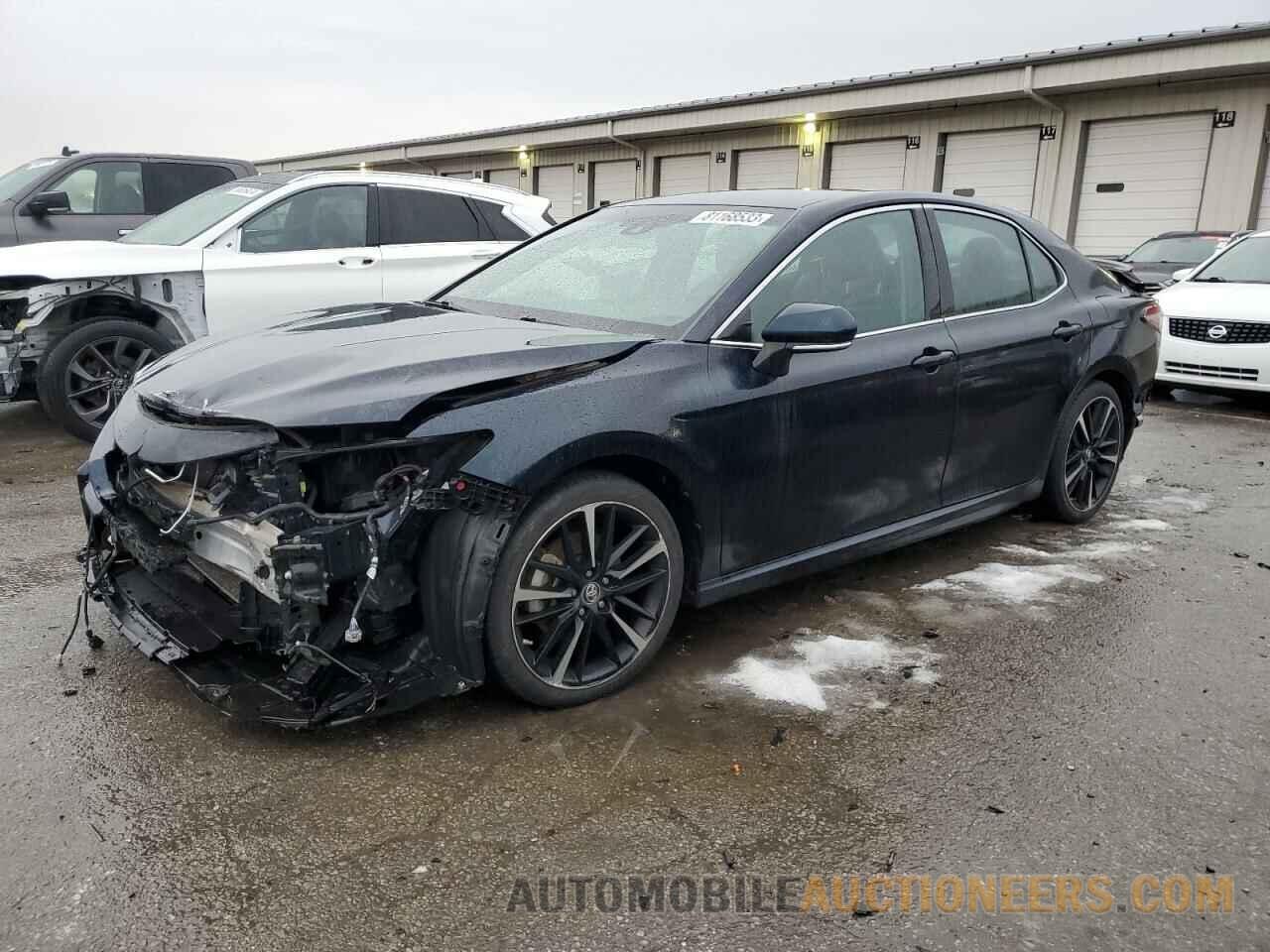 4T1B61HK4JU527290 TOYOTA CAMRY 2018