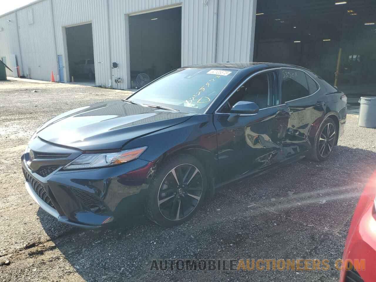 4T1B61HK4JU554392 TOYOTA CAMRY 2018