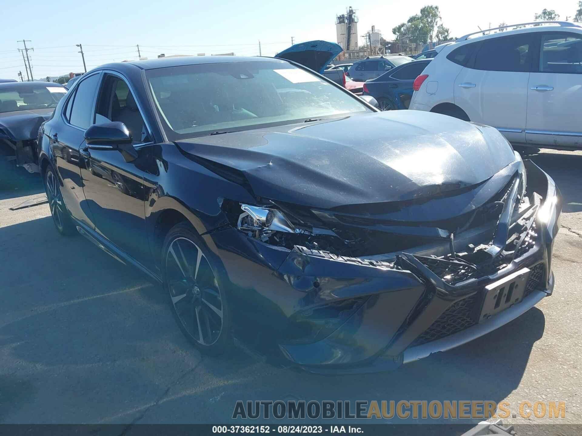 4T1B61HK4JU575940 TOYOTA CAMRY 2018