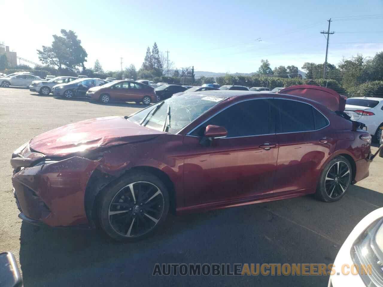 4T1B61HK4JU660907 TOYOTA CAMRY 2018