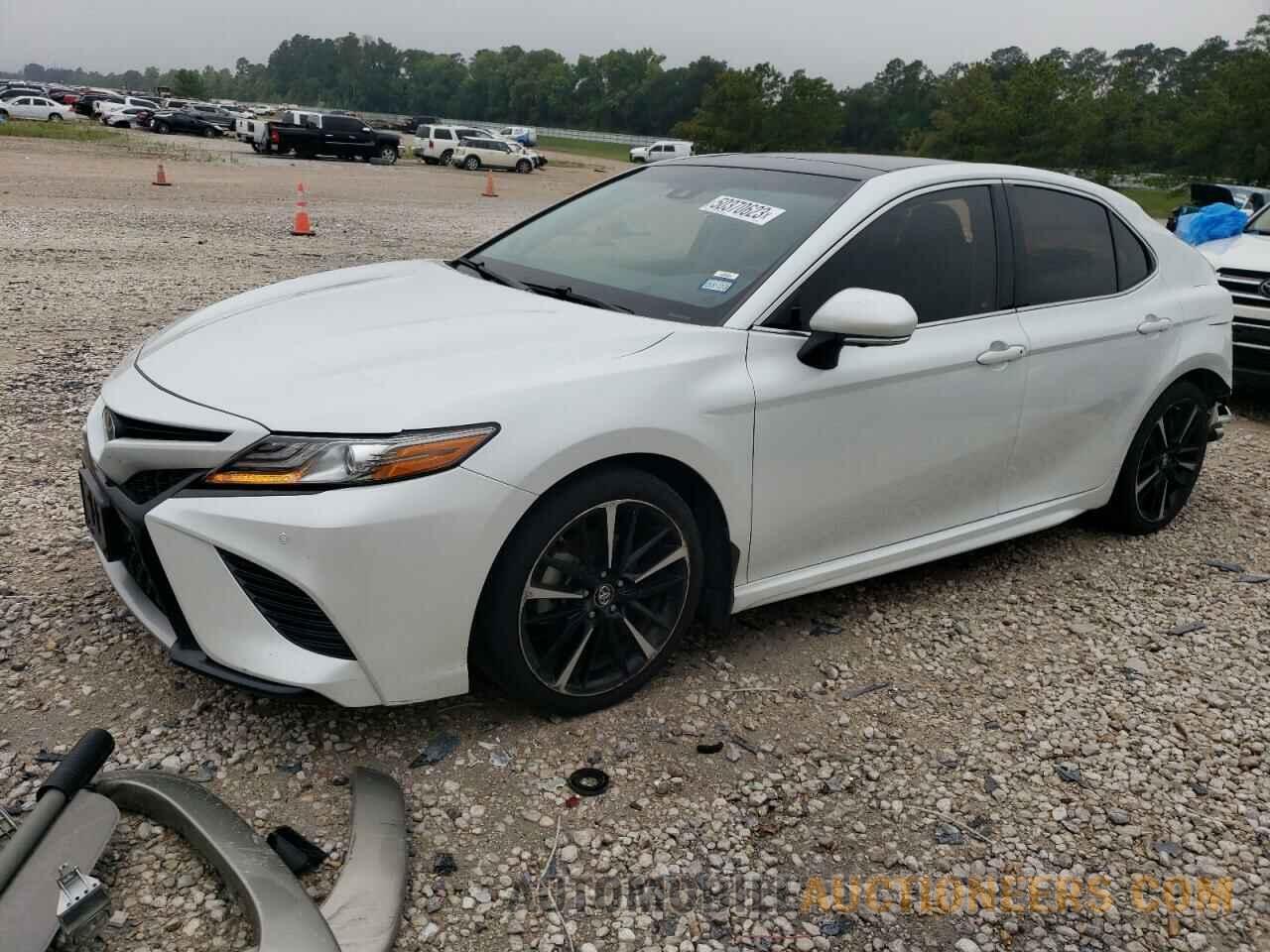 4T1B61HK4JU664908 TOYOTA CAMRY 2018