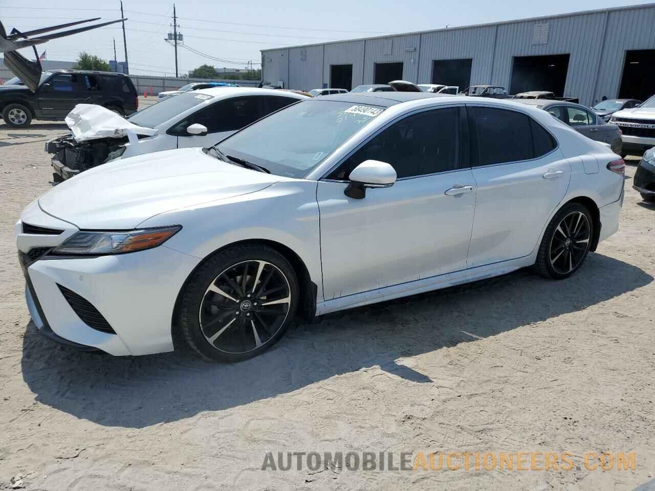 4T1B61HK4KU683573 TOYOTA CAMRY 2019