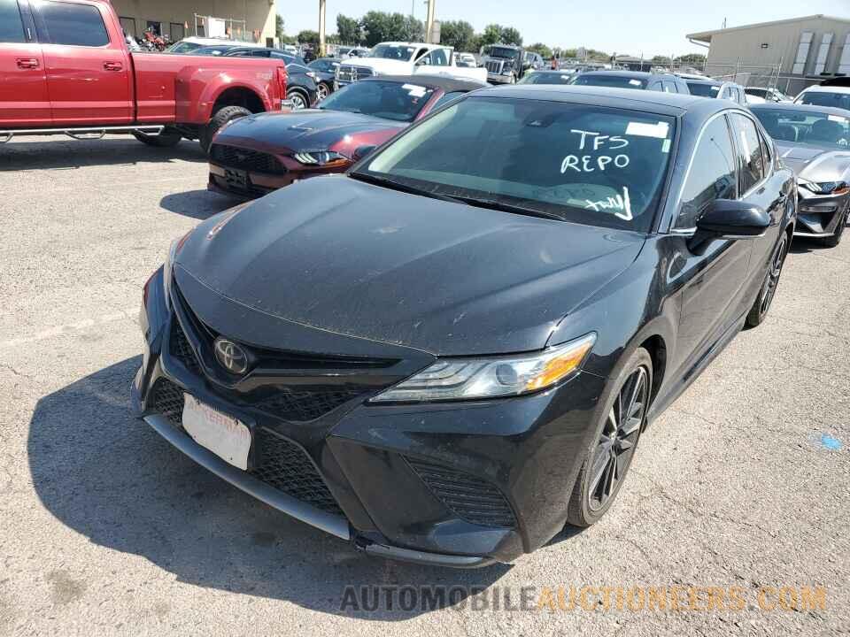 4T1B61HK4KU749068 Toyota Camry 2019