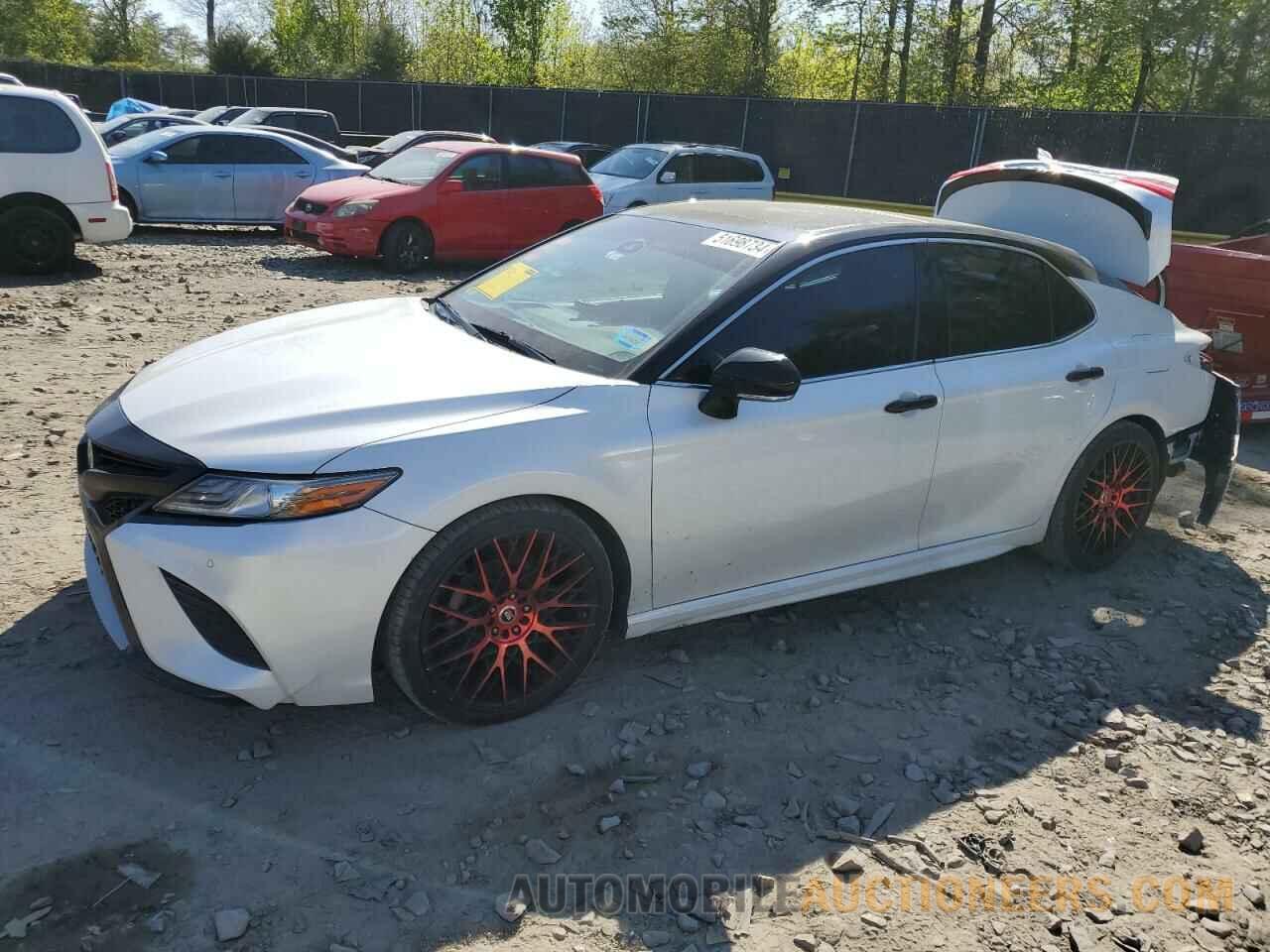 4T1B61HK5JU010354 TOYOTA CAMRY 2018