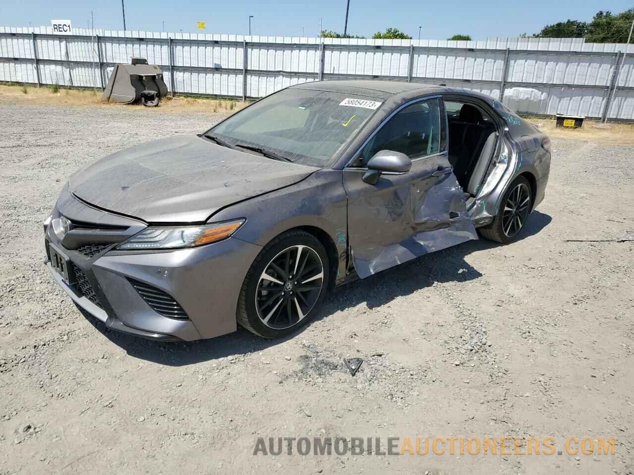 4T1B61HK5JU030152 TOYOTA CAMRY 2018