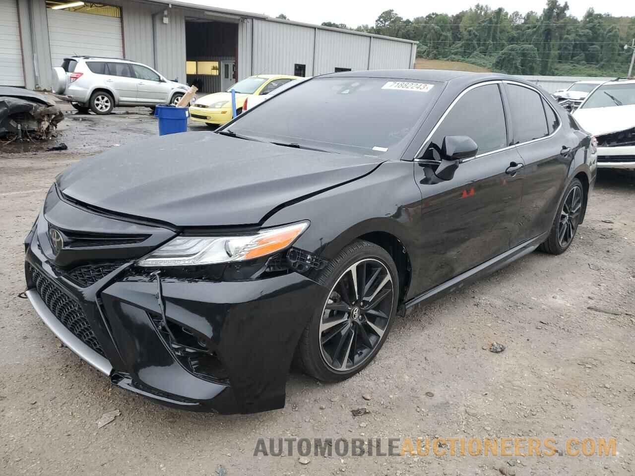 4T1B61HK5JU040986 TOYOTA CAMRY 2018