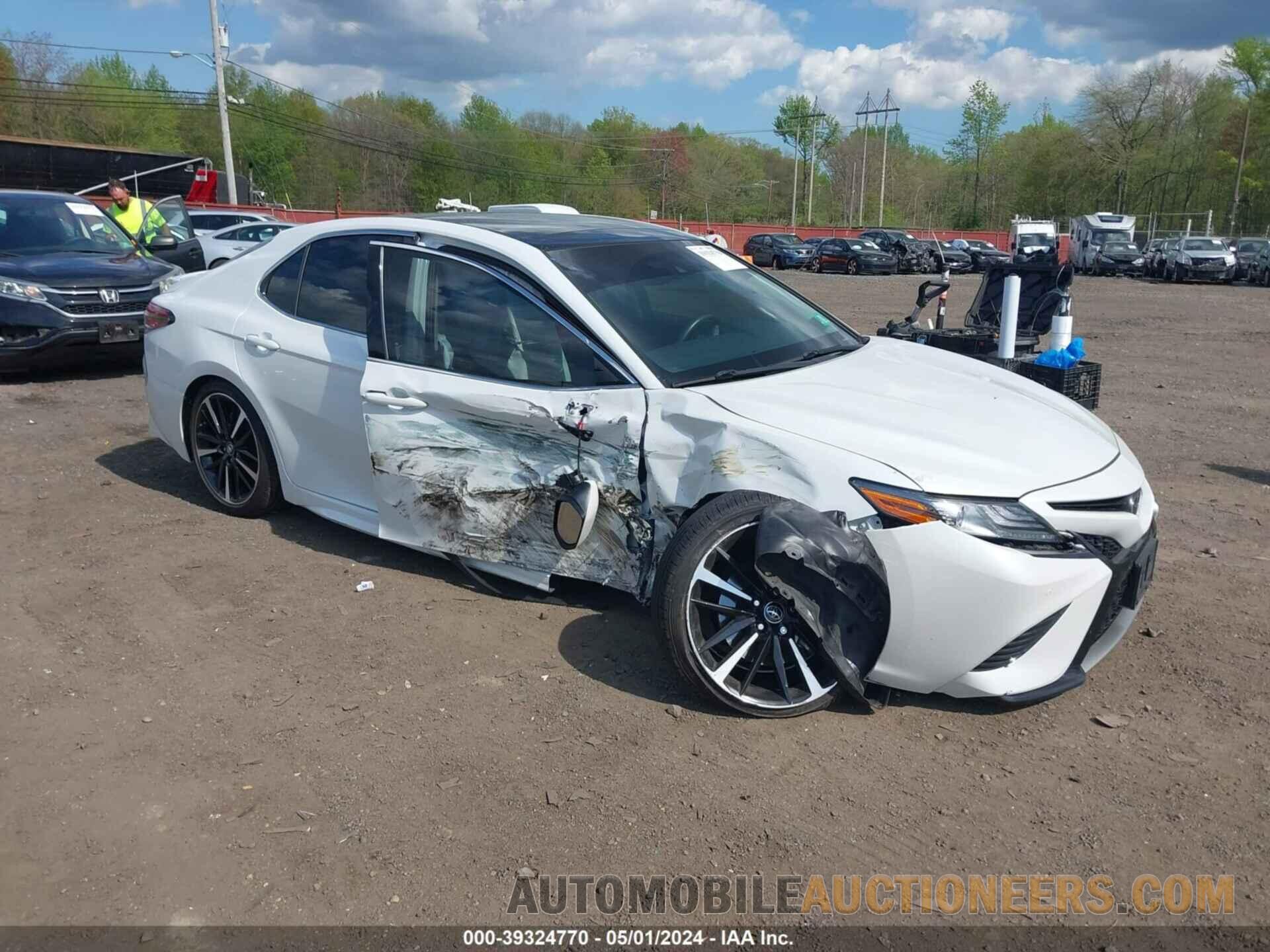 4T1B61HK5JU067850 TOYOTA CAMRY 2018