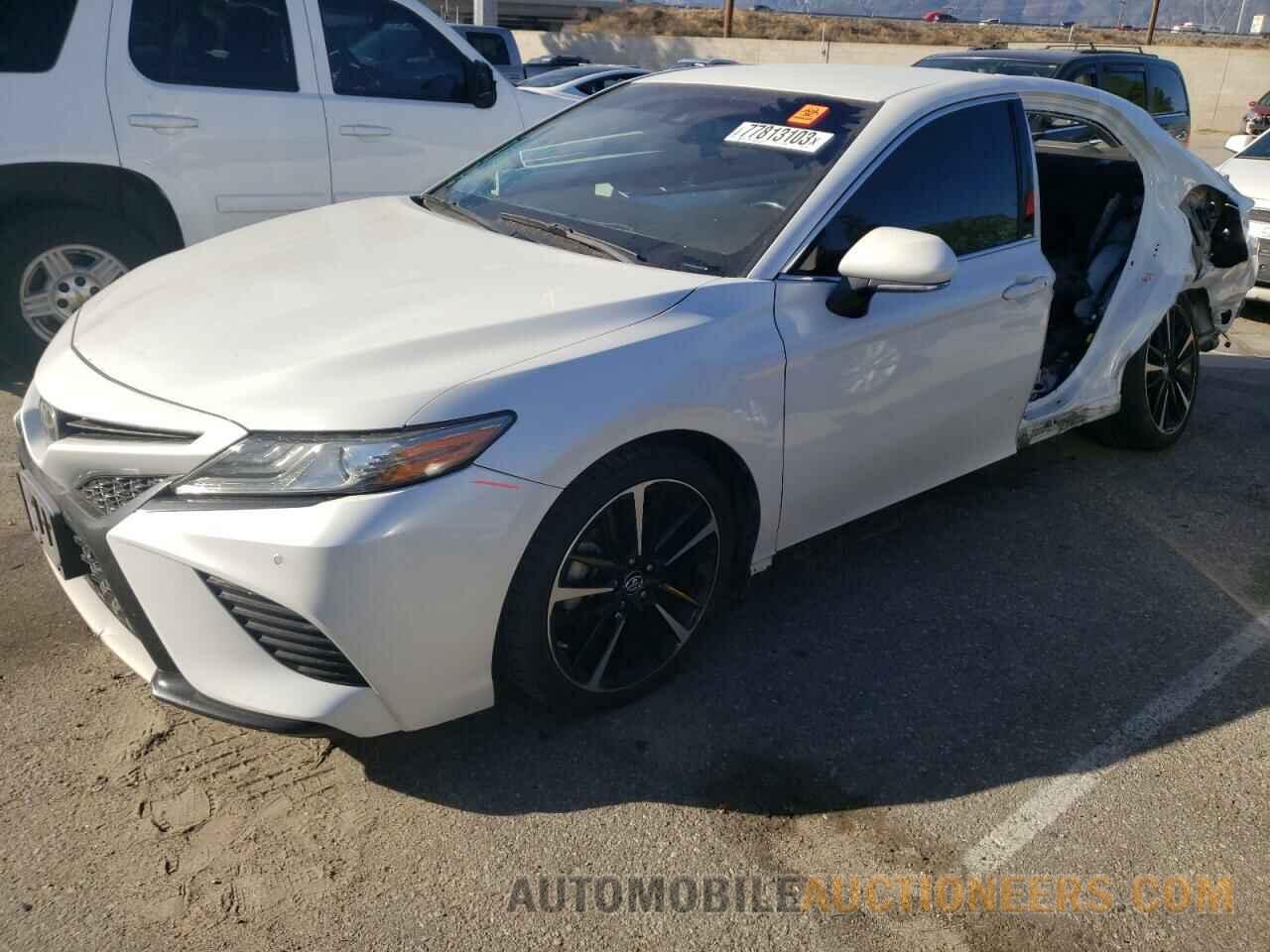 4T1B61HK5JU076239 TOYOTA CAMRY 2018