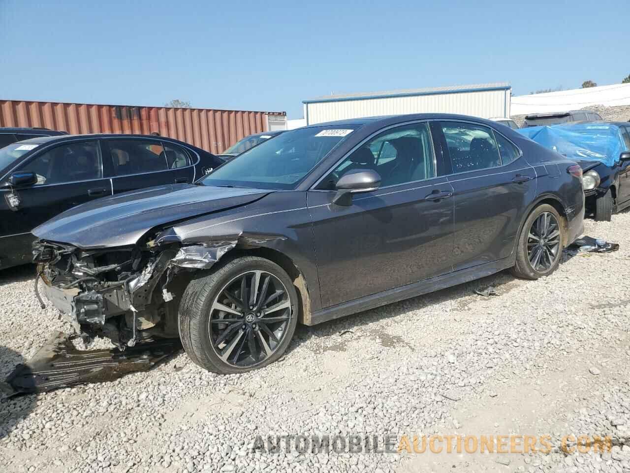 4T1B61HK5JU077410 TOYOTA CAMRY 2018