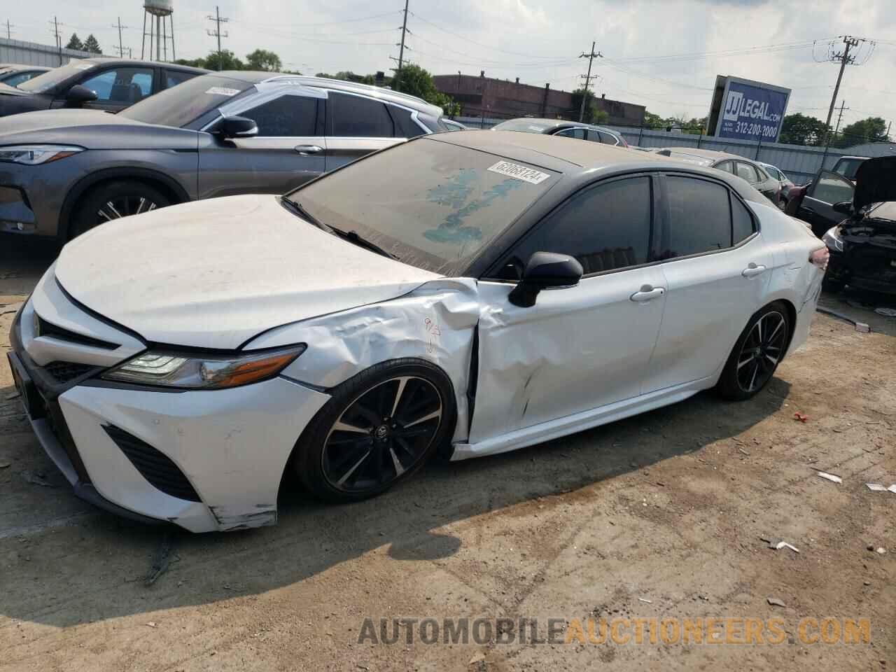 4T1B61HK5JU077665 TOYOTA CAMRY 2018