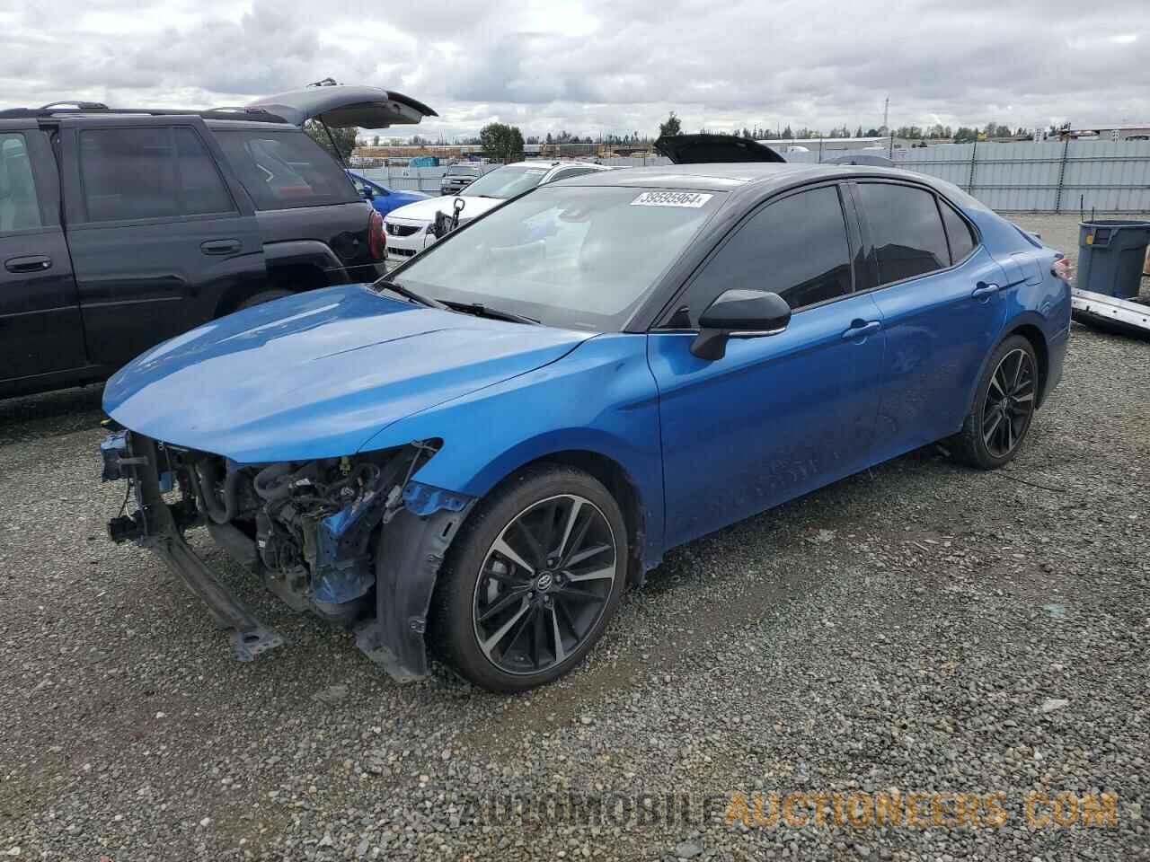 4T1B61HK5JU106369 TOYOTA CAMRY 2018