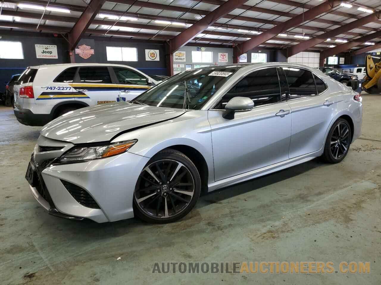 4T1B61HK5JU124175 TOYOTA CAMRY 2018