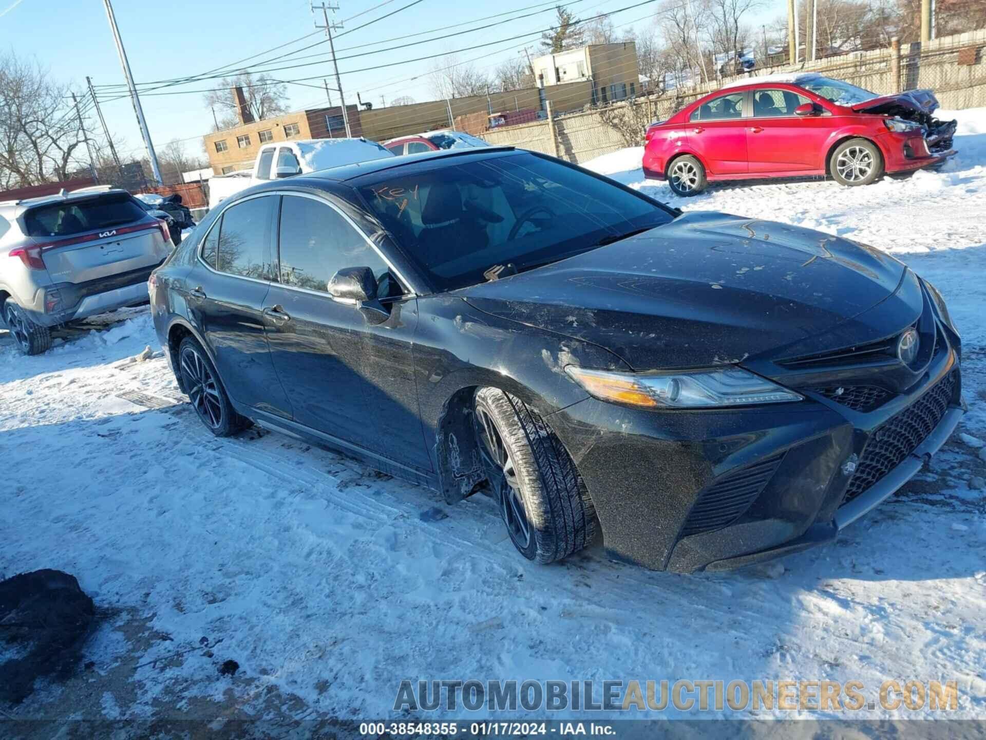 4T1B61HK5JU126945 TOYOTA CAMRY 2018