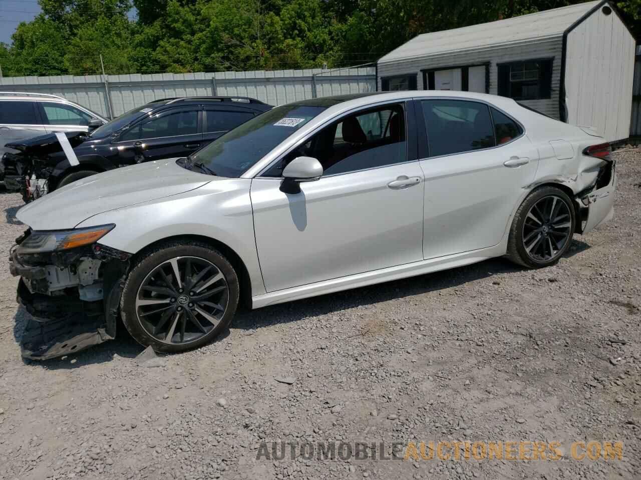 4T1B61HK5JU132180 TOYOTA CAMRY 2018