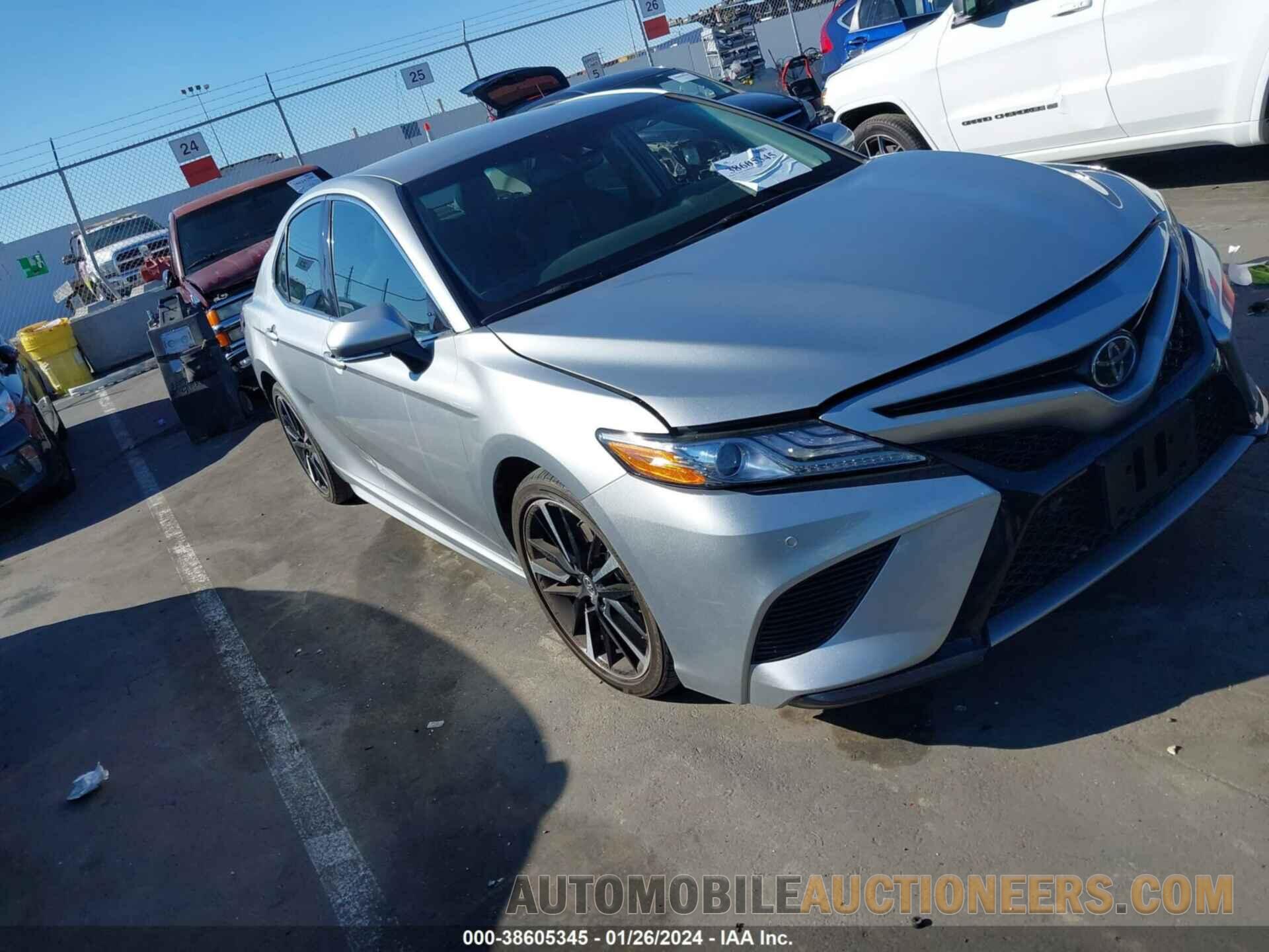 4T1B61HK5JU132440 TOYOTA CAMRY 2018