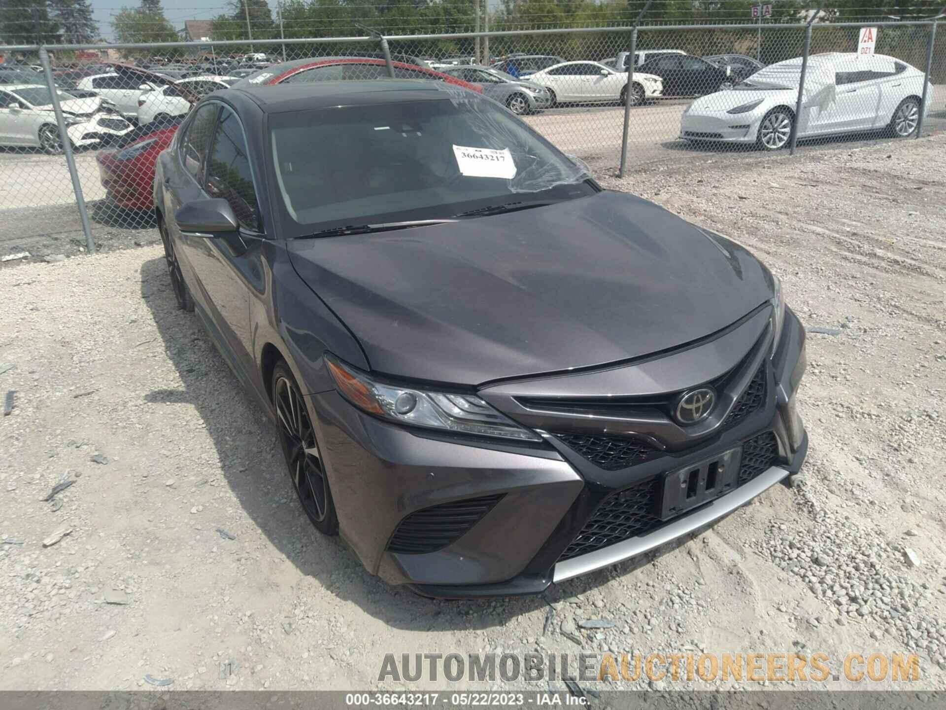 4T1B61HK5JU137458 TOYOTA CAMRY 2018