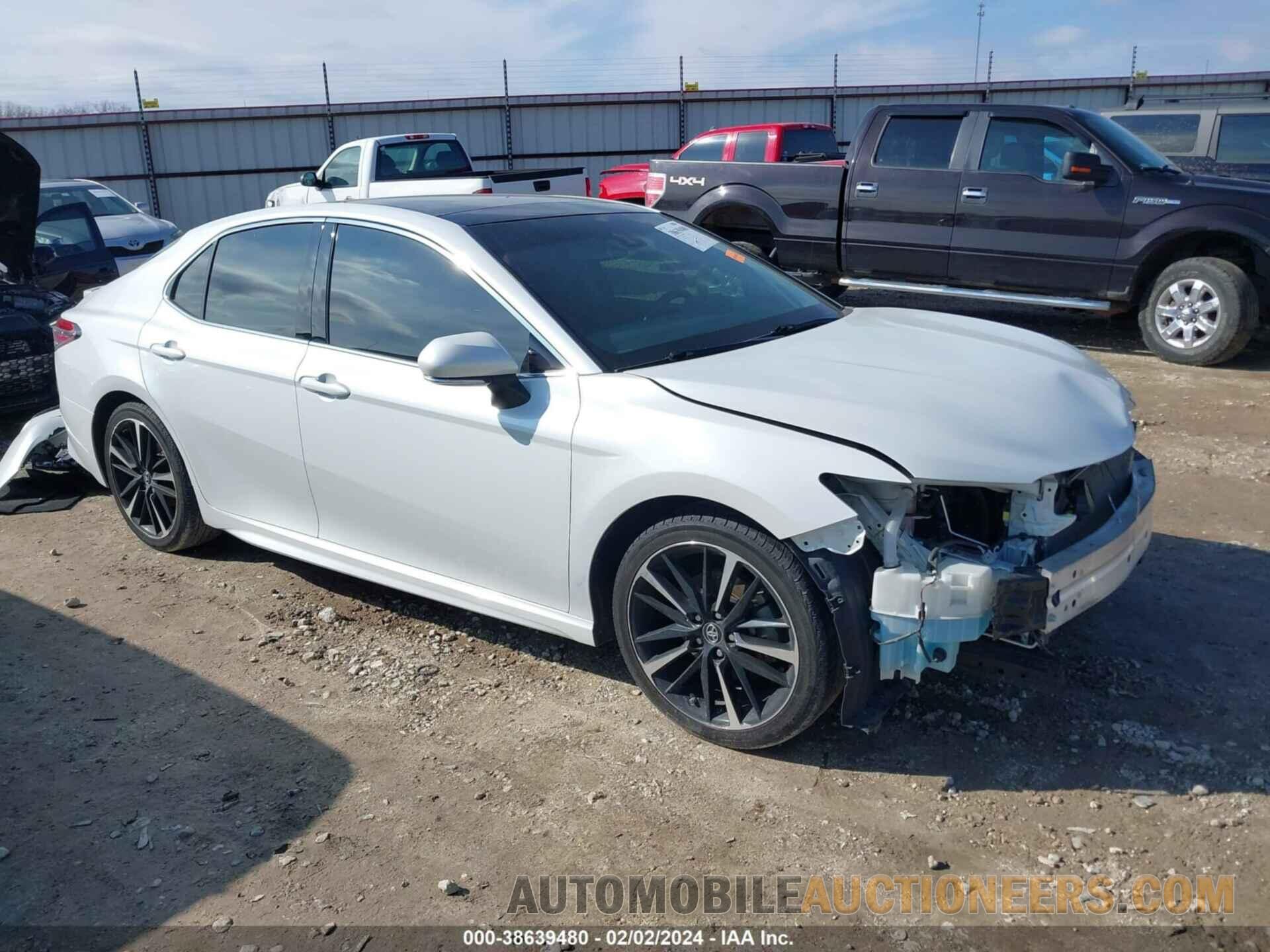 4T1B61HK5JU149335 TOYOTA CAMRY 2018