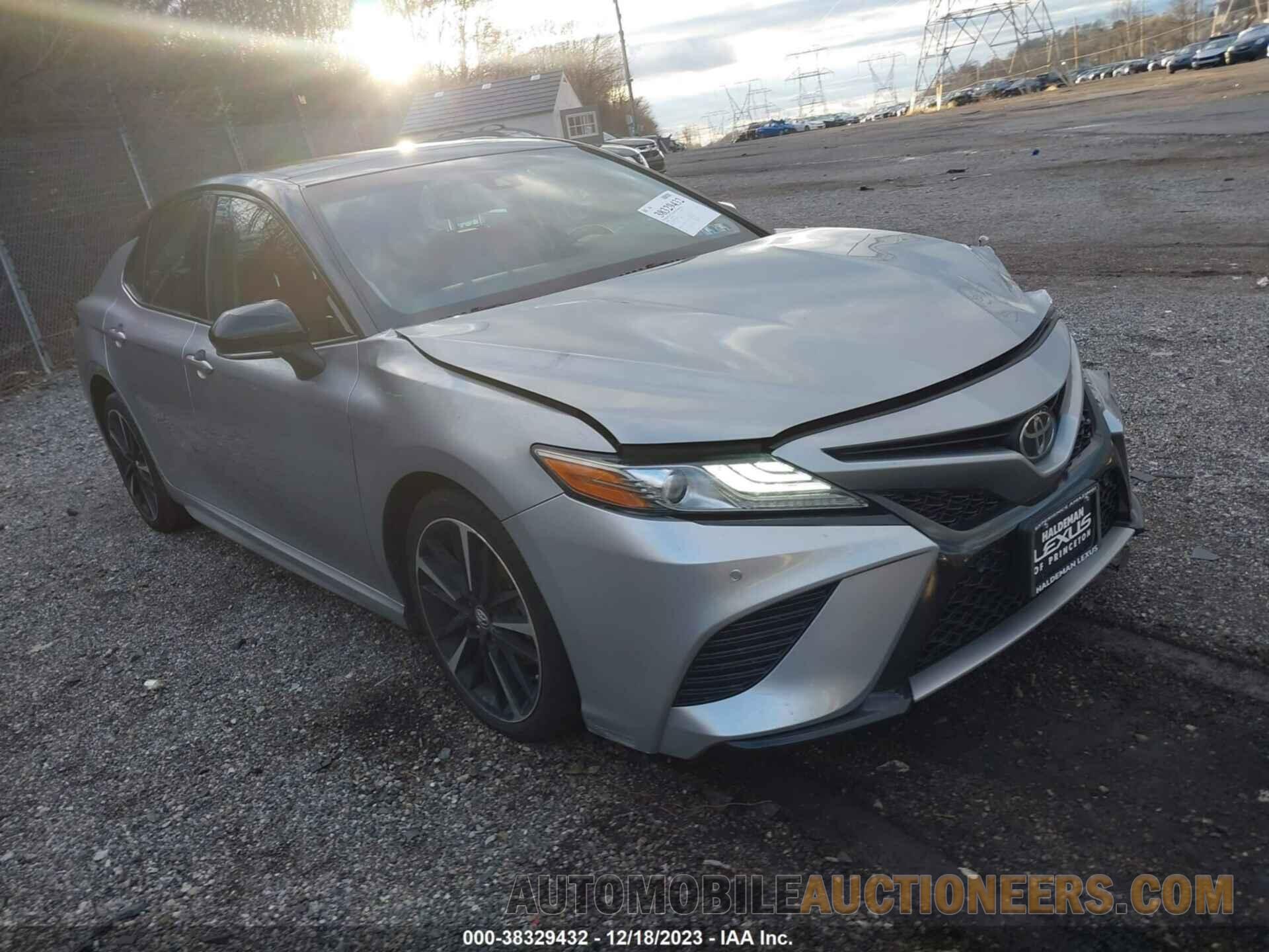 4T1B61HK5JU158312 TOYOTA CAMRY 2018