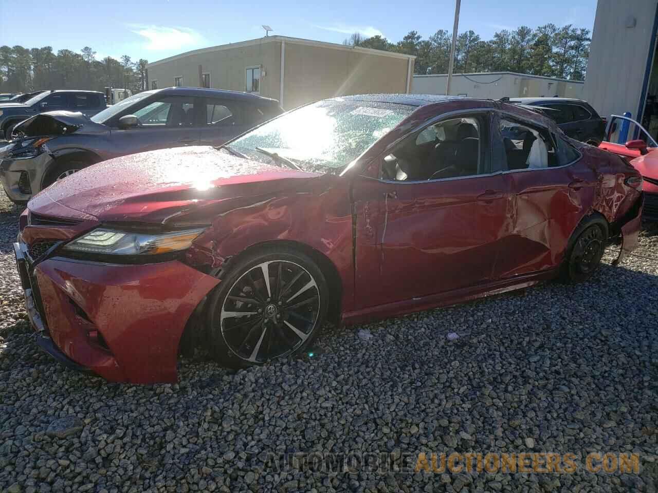 4T1B61HK5JU505444 TOYOTA CAMRY 2018