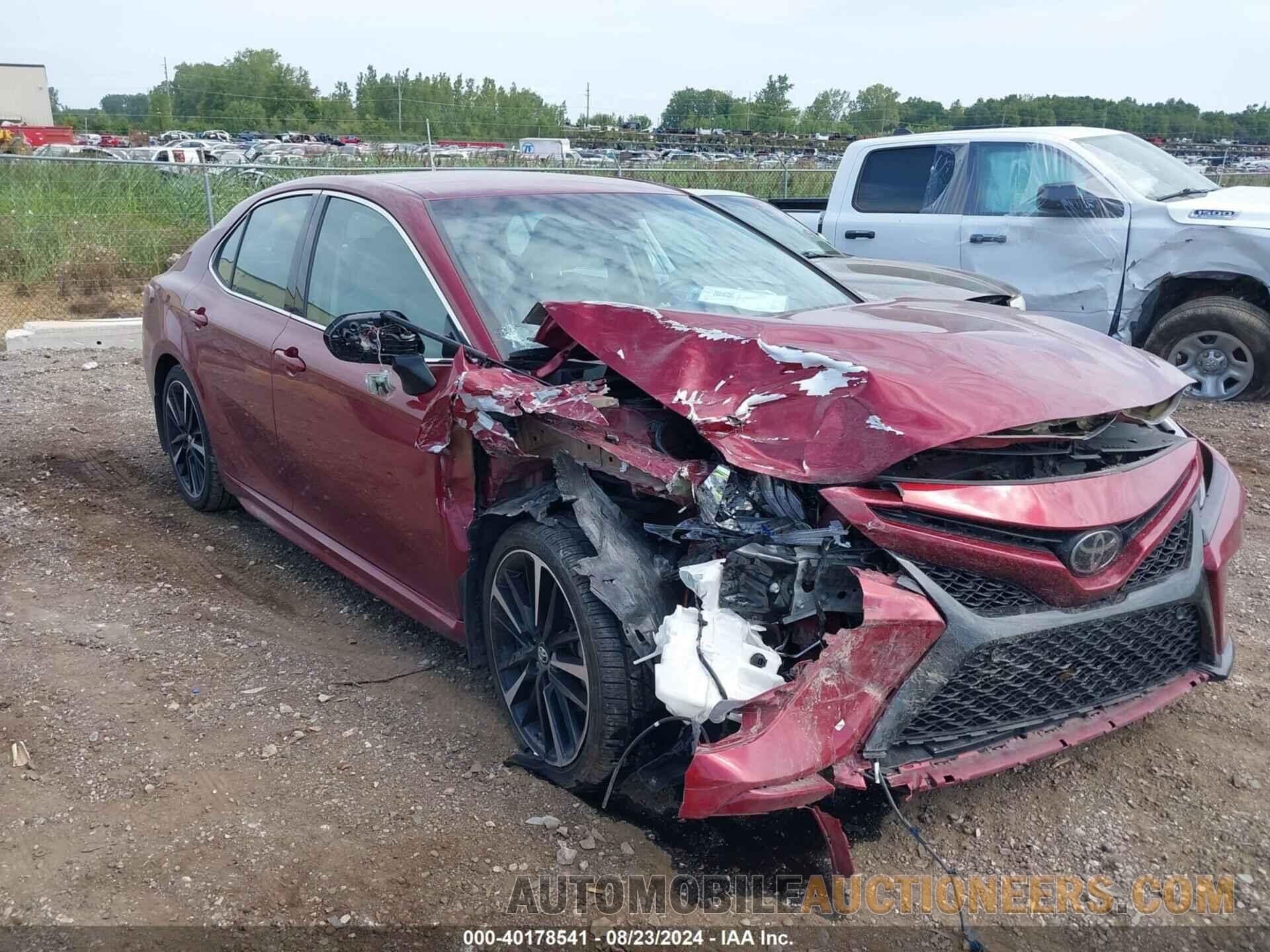 4T1B61HK5JU526861 TOYOTA CAMRY 2018