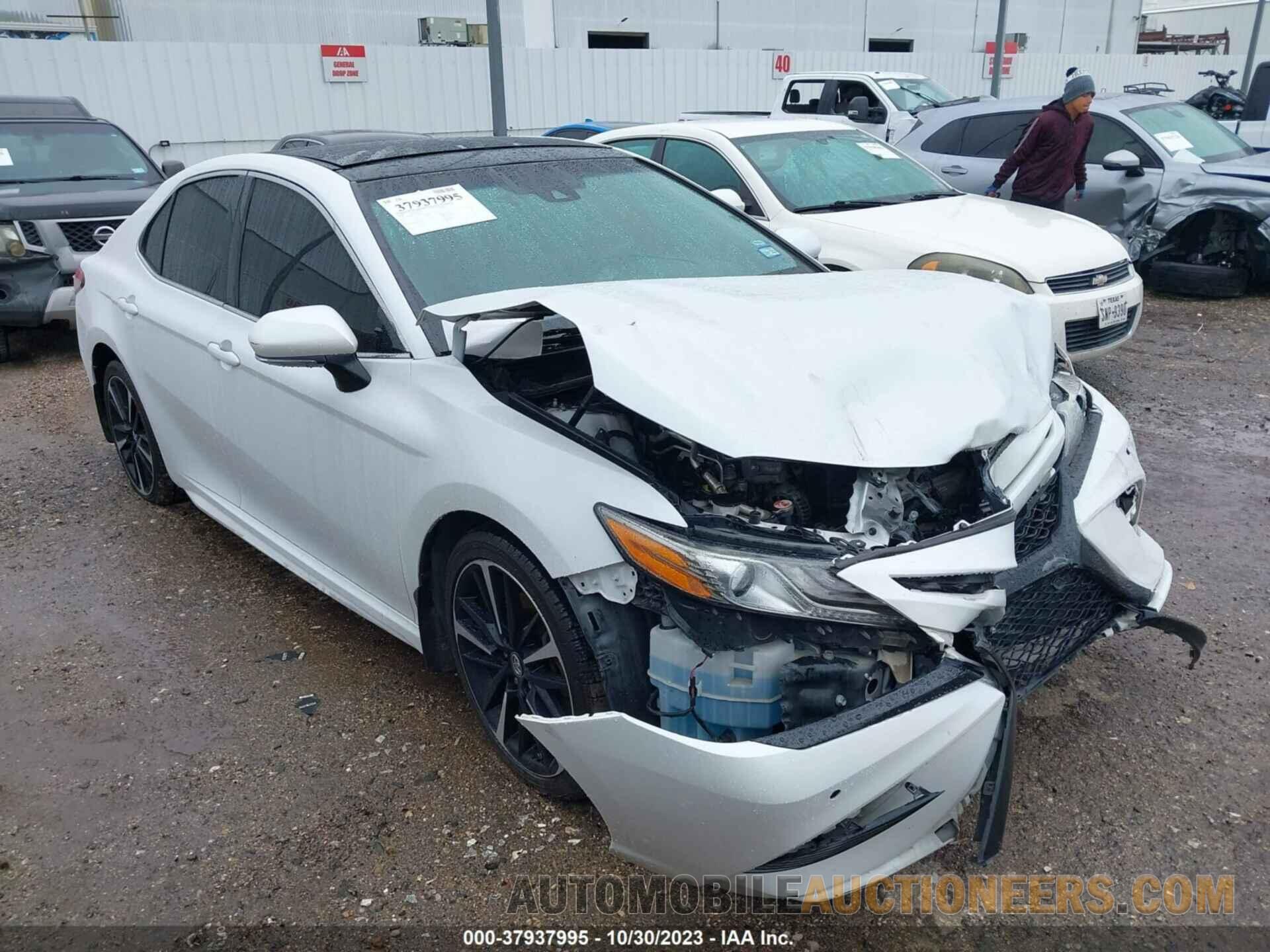 4T1B61HK5JU642271 TOYOTA CAMRY 2018