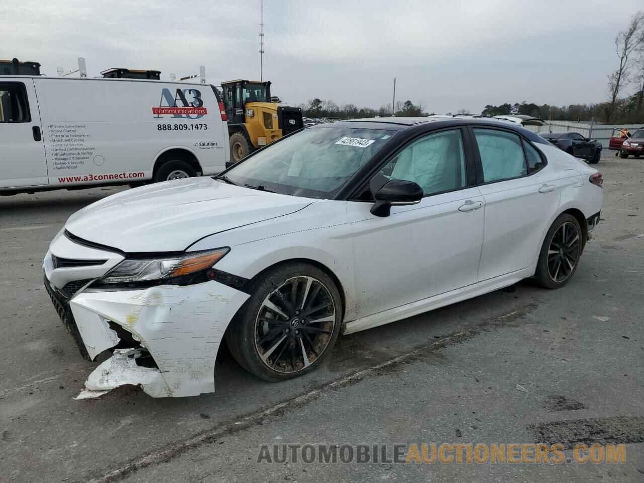 4T1B61HK5KU264020 TOYOTA CAMRY 2019