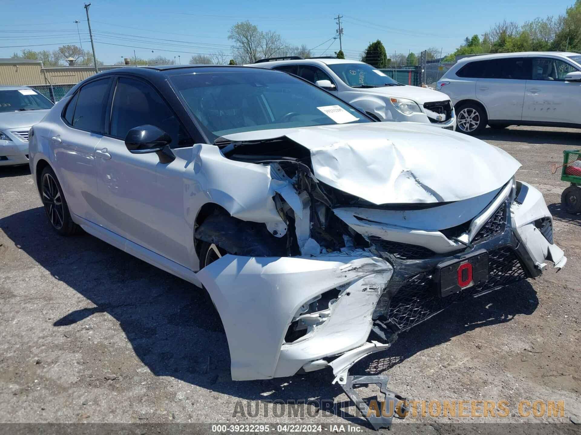 4T1B61HK5KU295610 TOYOTA CAMRY 2019