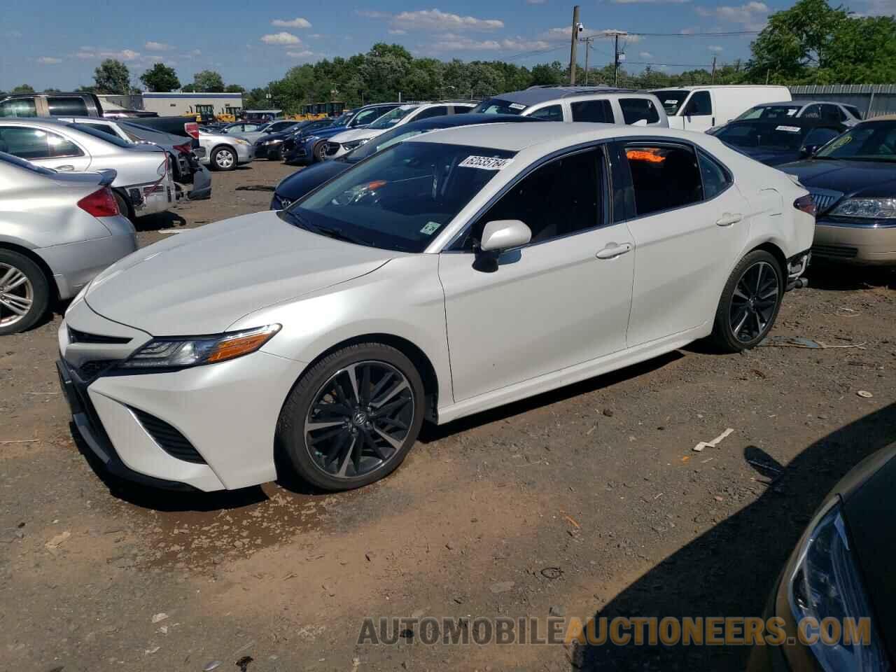 4T1B61HK5KU689592 TOYOTA CAMRY 2019