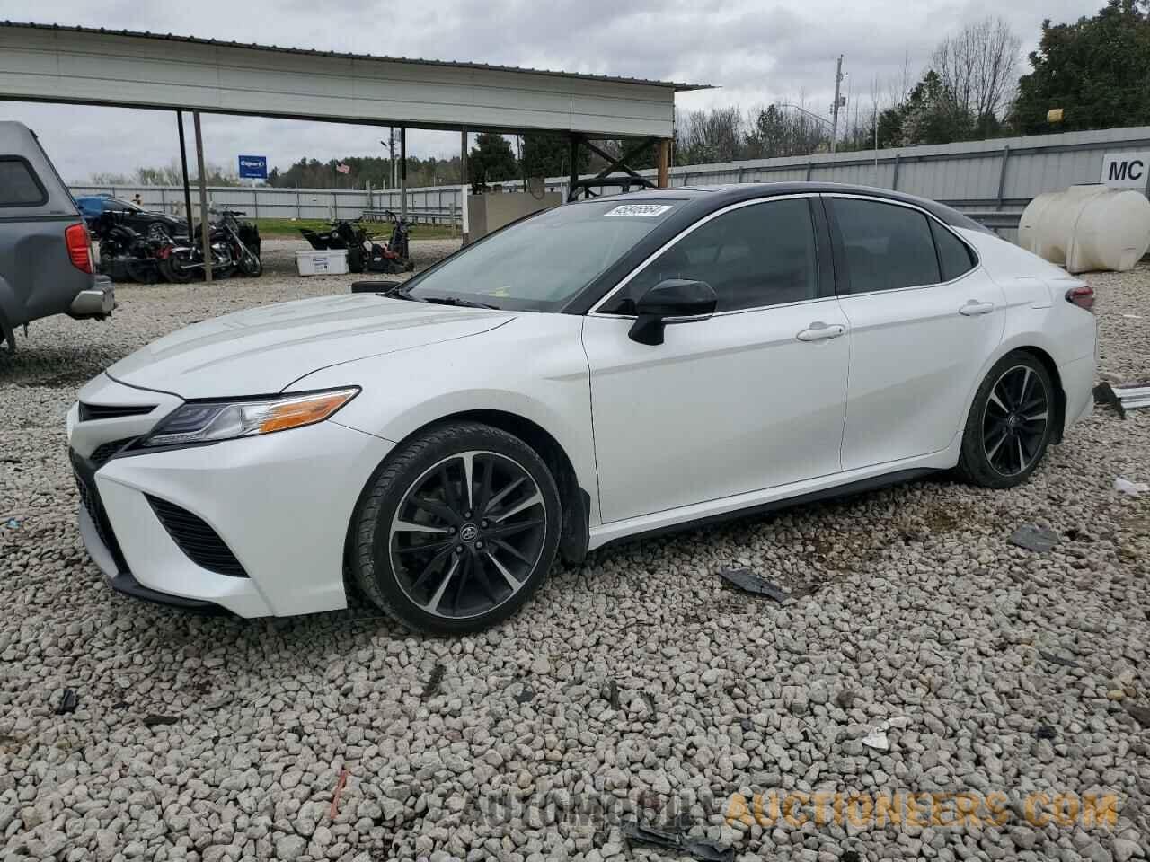 4T1B61HK5KU820133 TOYOTA CAMRY 2019