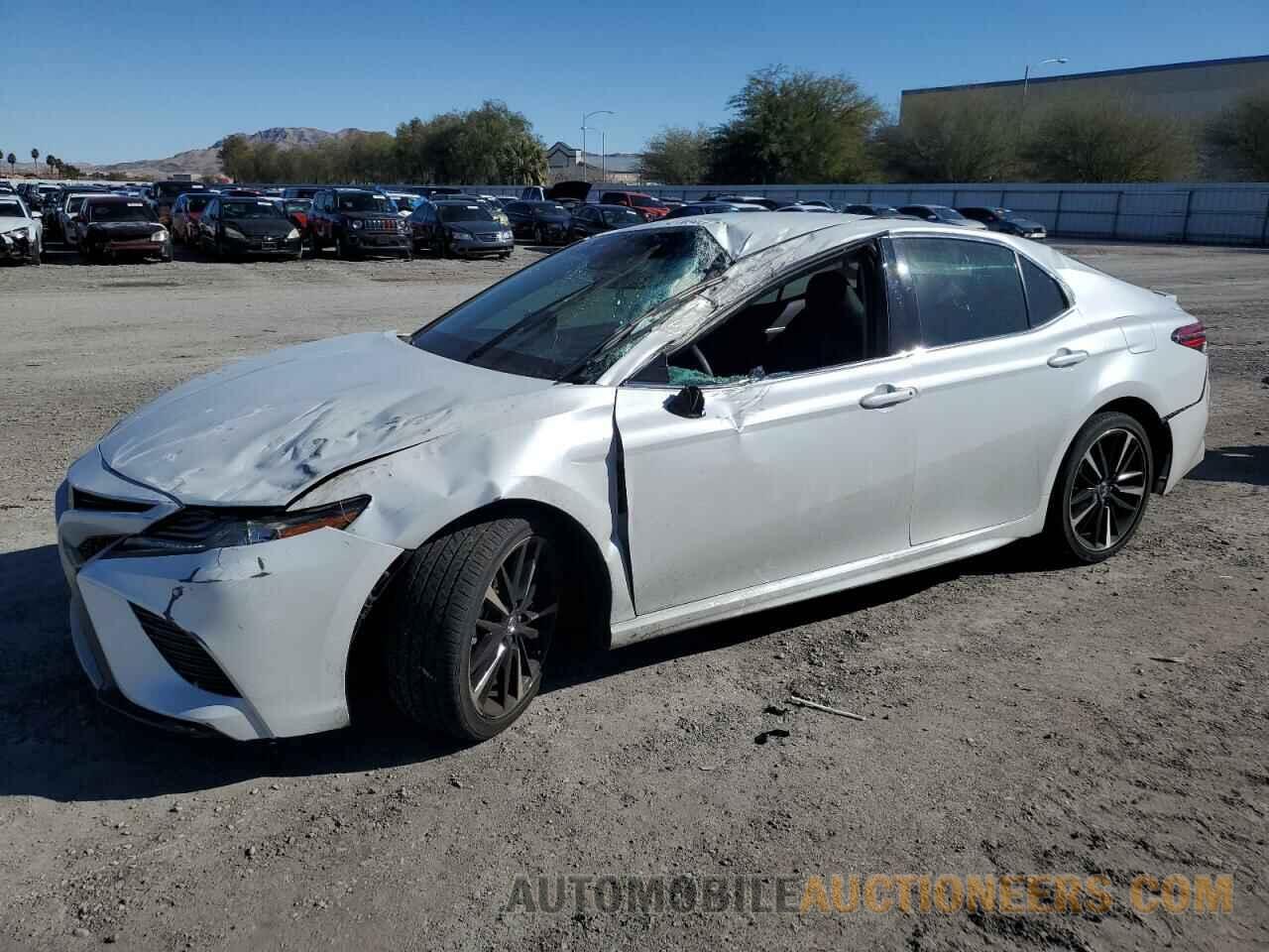 4T1B61HK6JU010041 TOYOTA CAMRY 2018