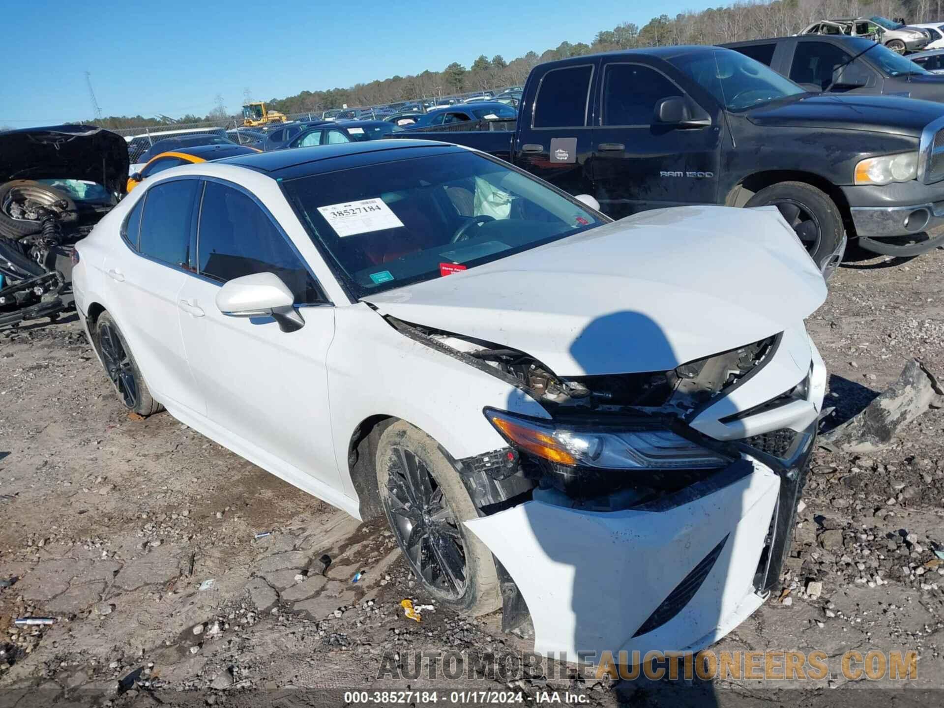 4T1B61HK6JU027762 TOYOTA CAMRY 2018