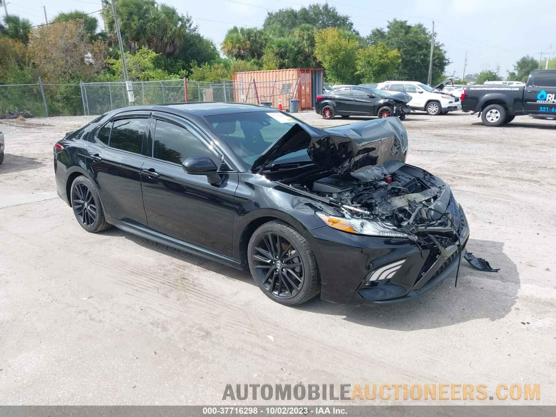 4T1B61HK6JU084883 TOYOTA CAMRY 2018