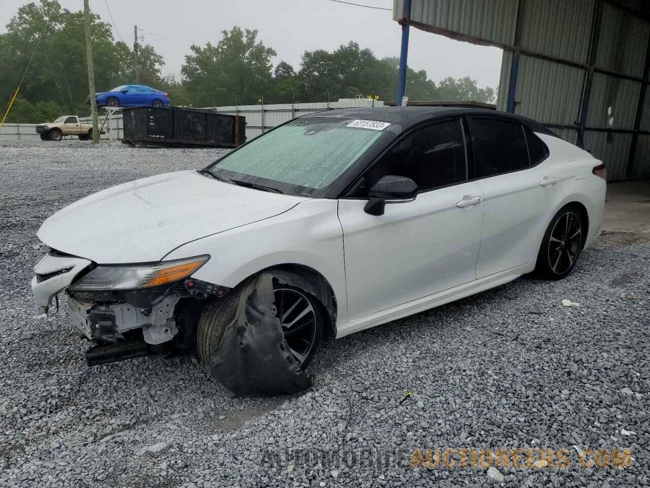 4T1B61HK6JU152339 TOYOTA CAMRY 2018